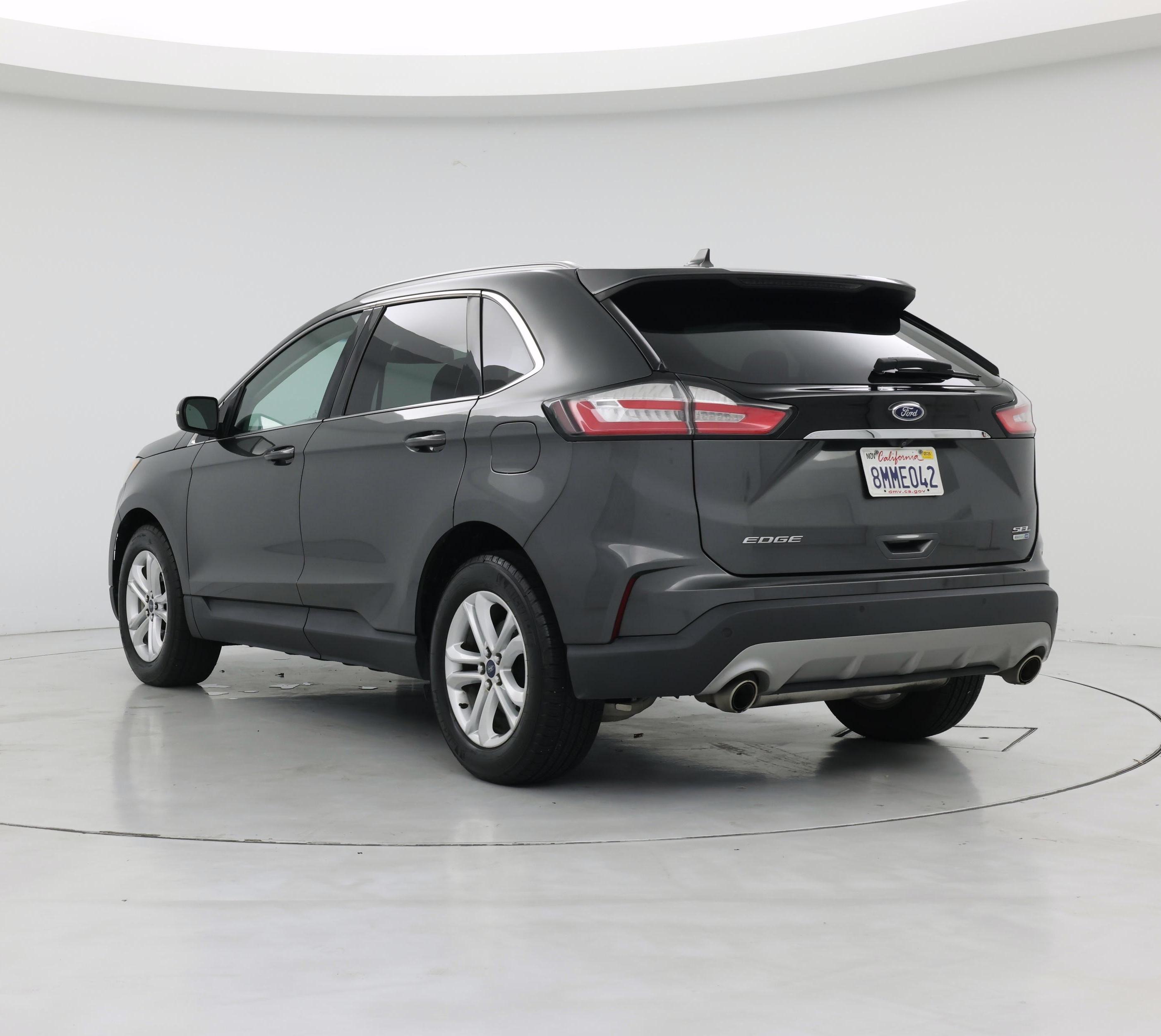 Thumbnail: 2019 Ford Edge - 2