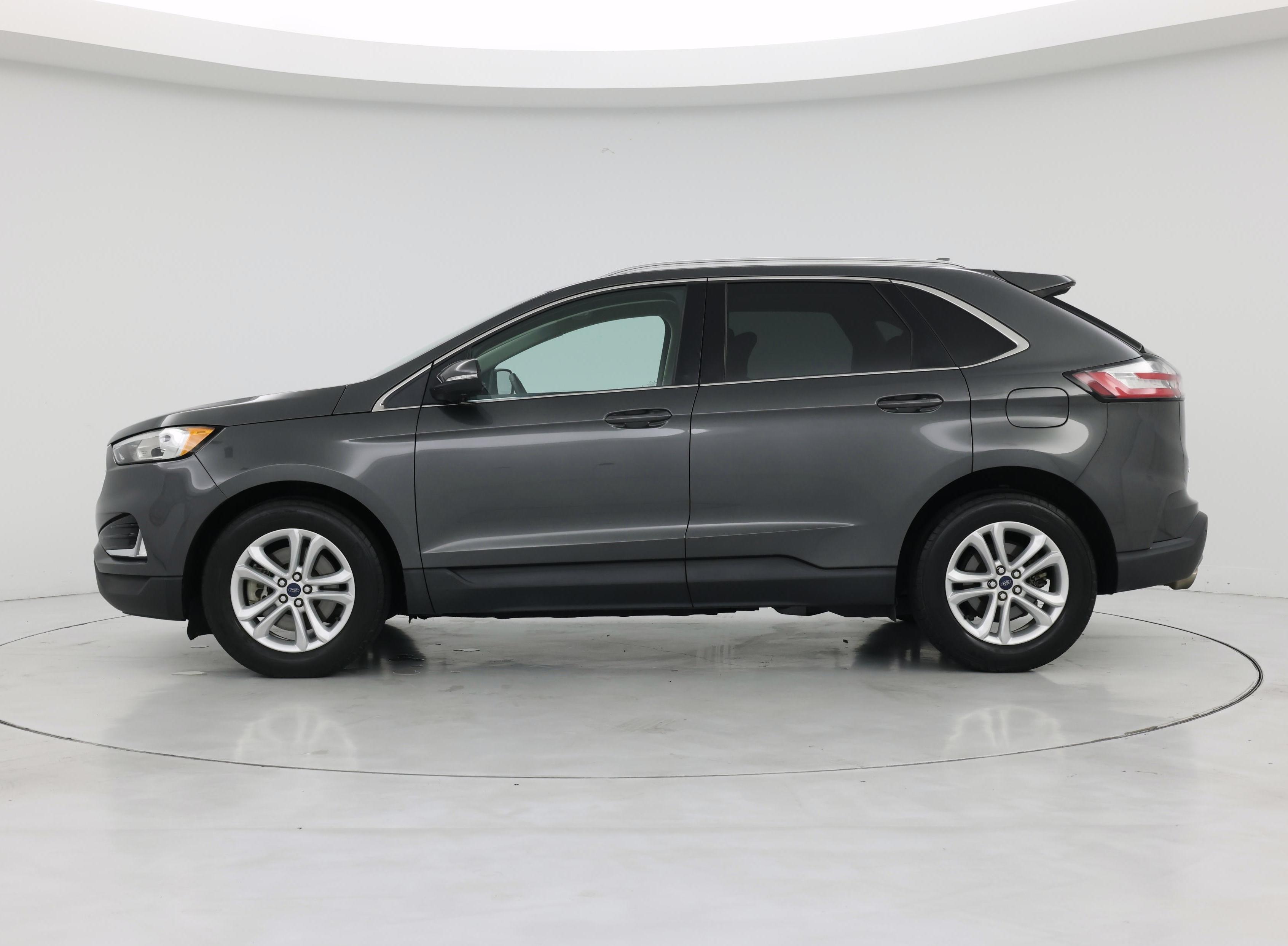 Thumbnail: 2019 Ford Edge - 3