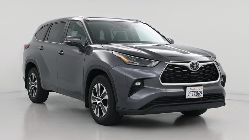 2023 Toyota Highlander XLE Hero Image