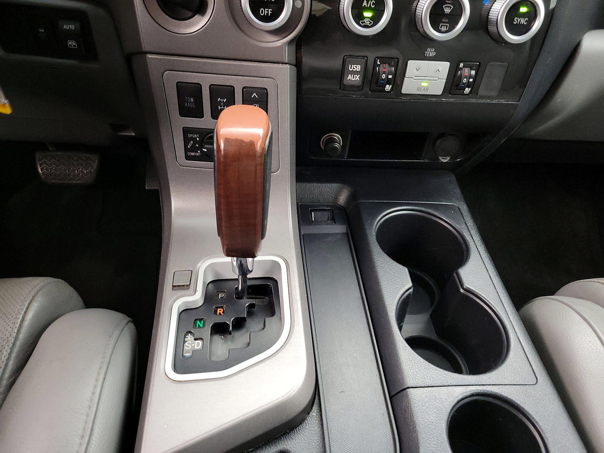 Thumbnail: 2013 Toyota Sequoia - 18