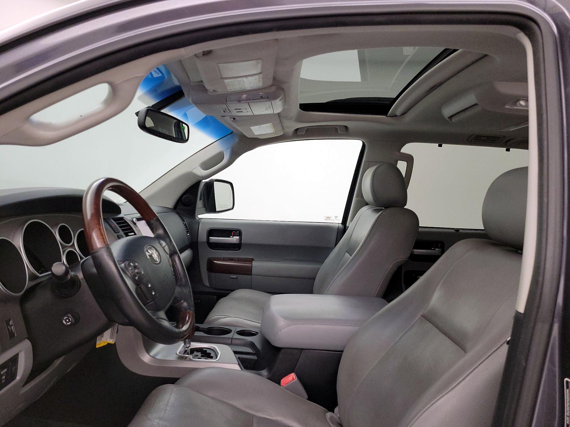 Thumbnail: 2013 Toyota Sequoia - 19
