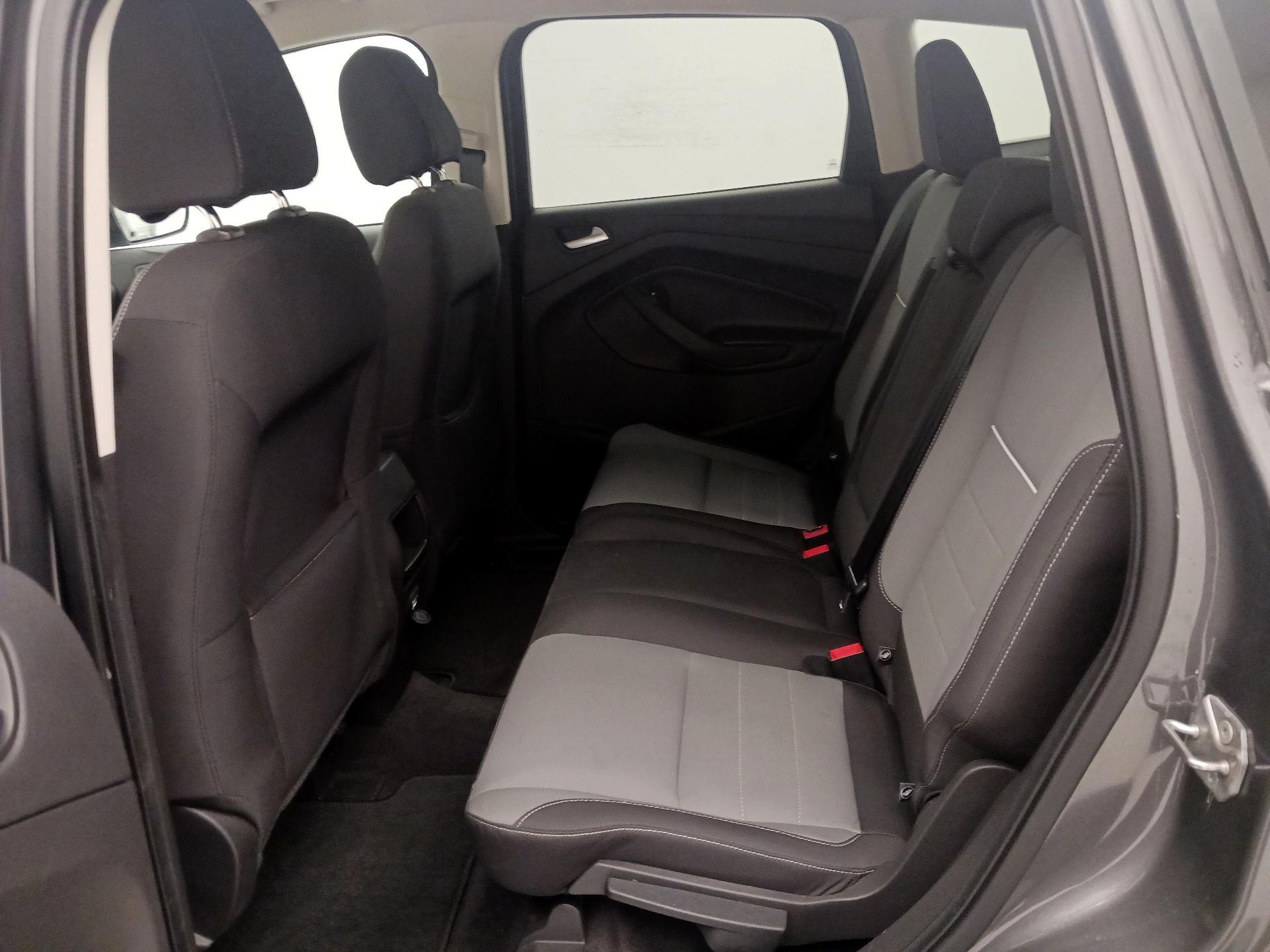 Thumbnail: 2014 Ford Escape - 19