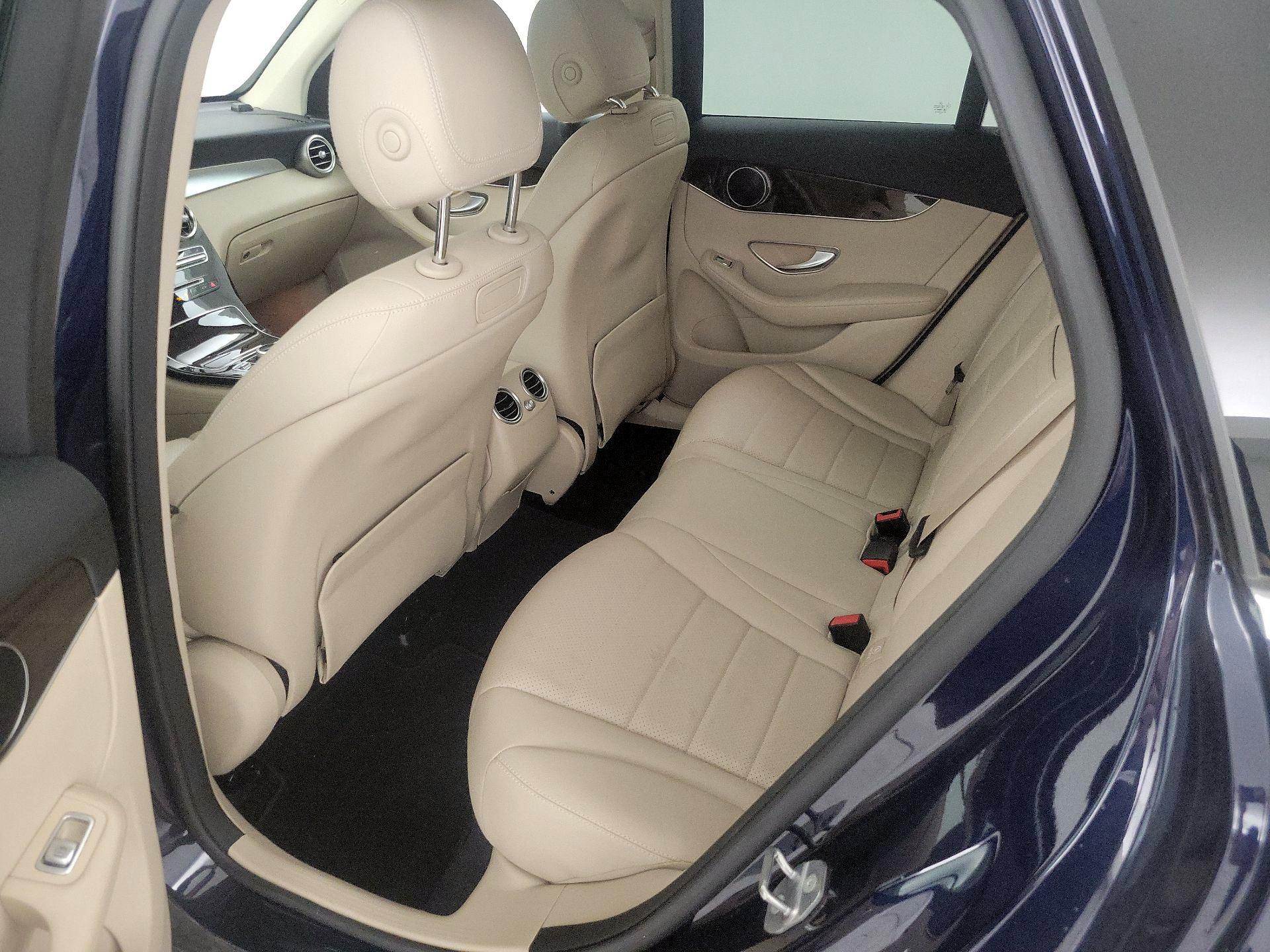 Thumbnail: 2019 Mercedes-Benz GLC - 20