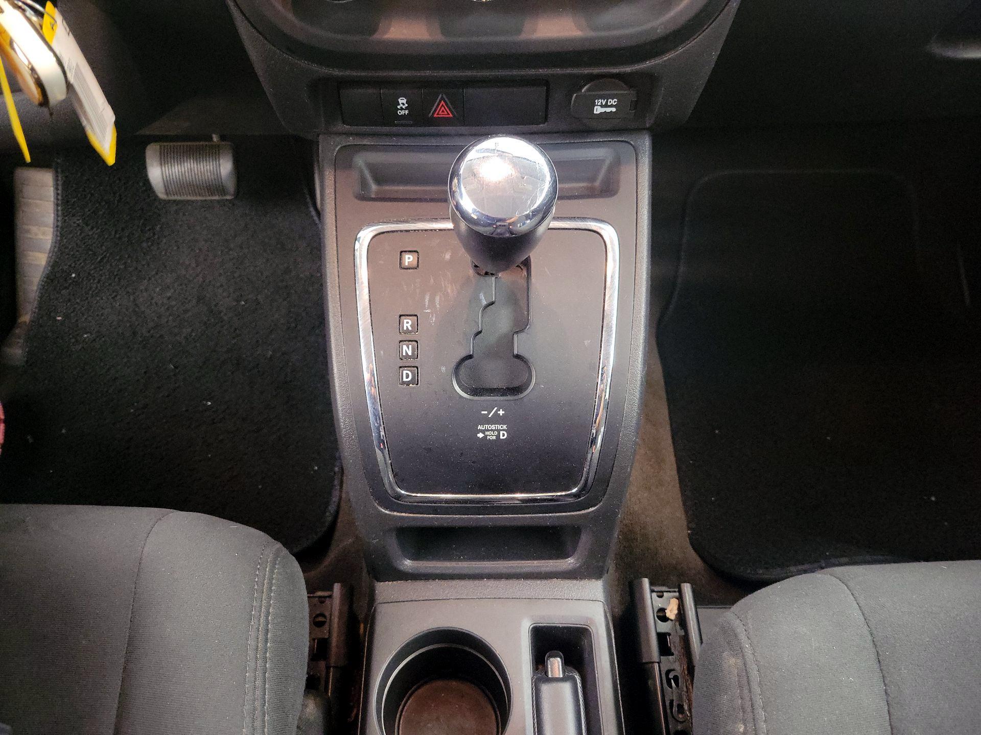 Thumbnail: 2015 Jeep Compass - 15