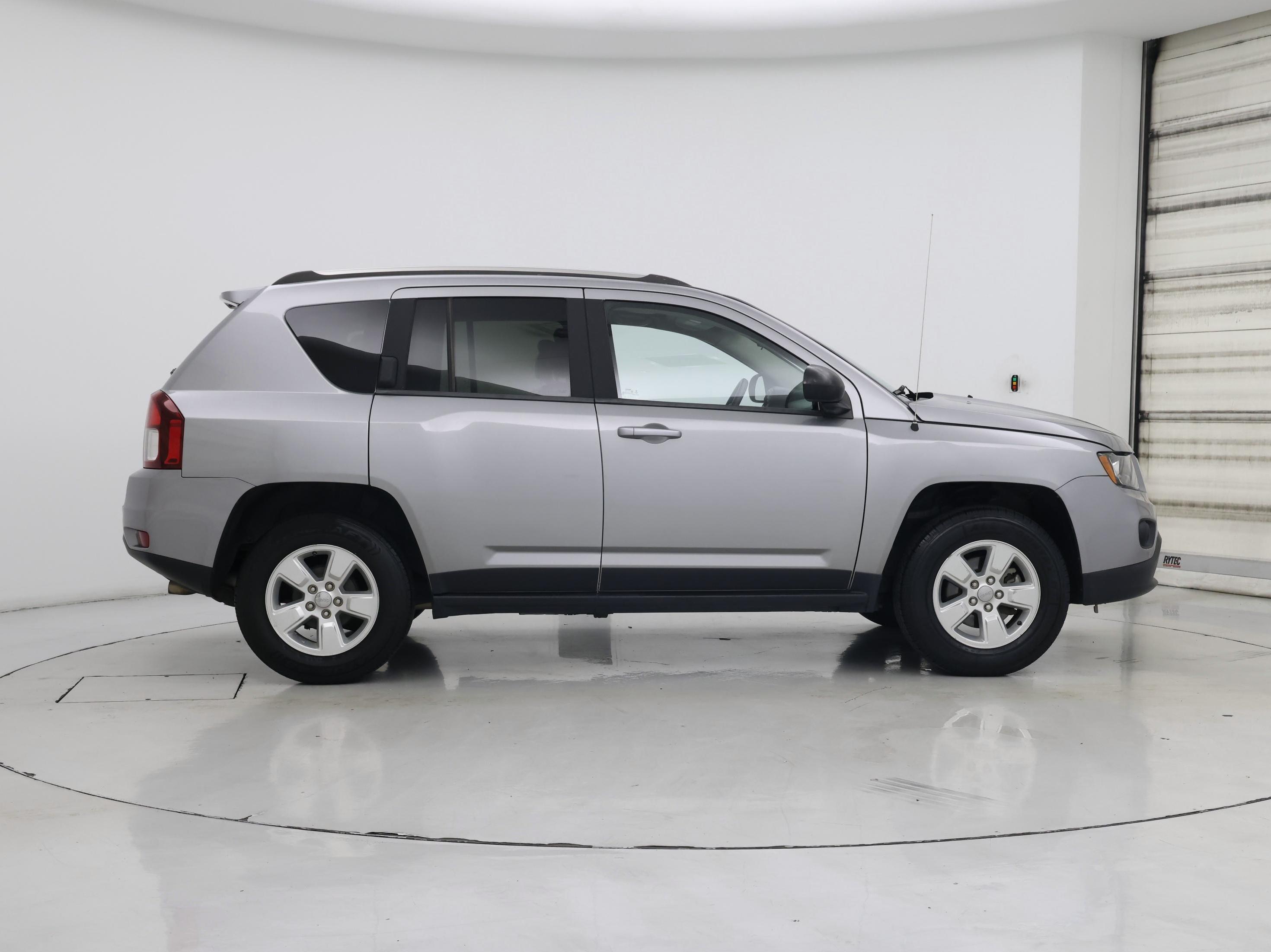 Thumbnail: 2015 Jeep Compass - 7