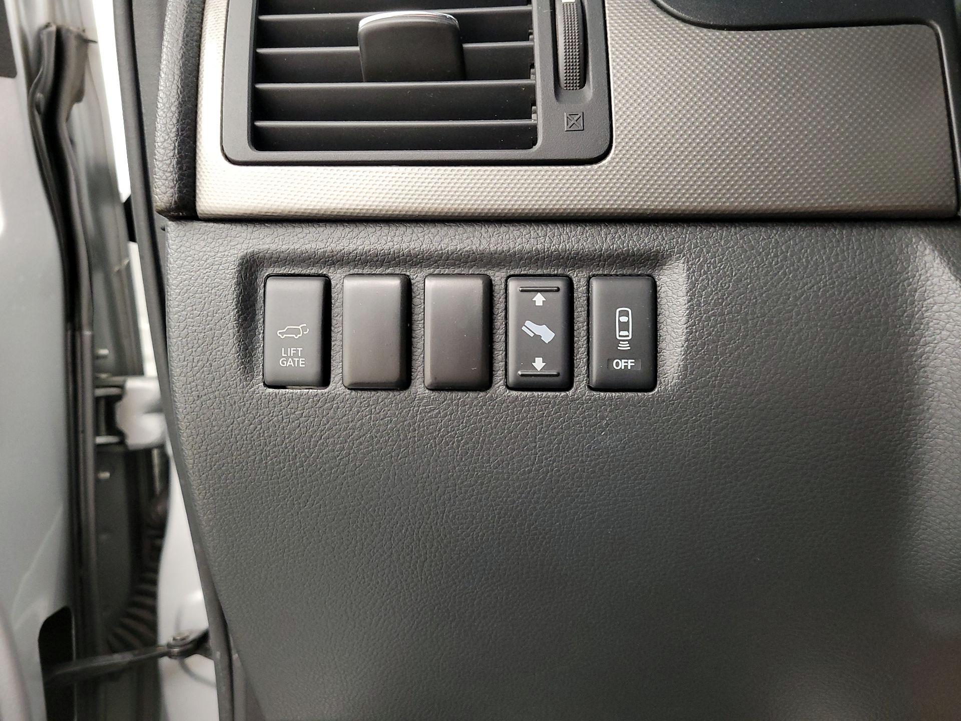 Thumbnail: 2014 Nissan Armada - 13