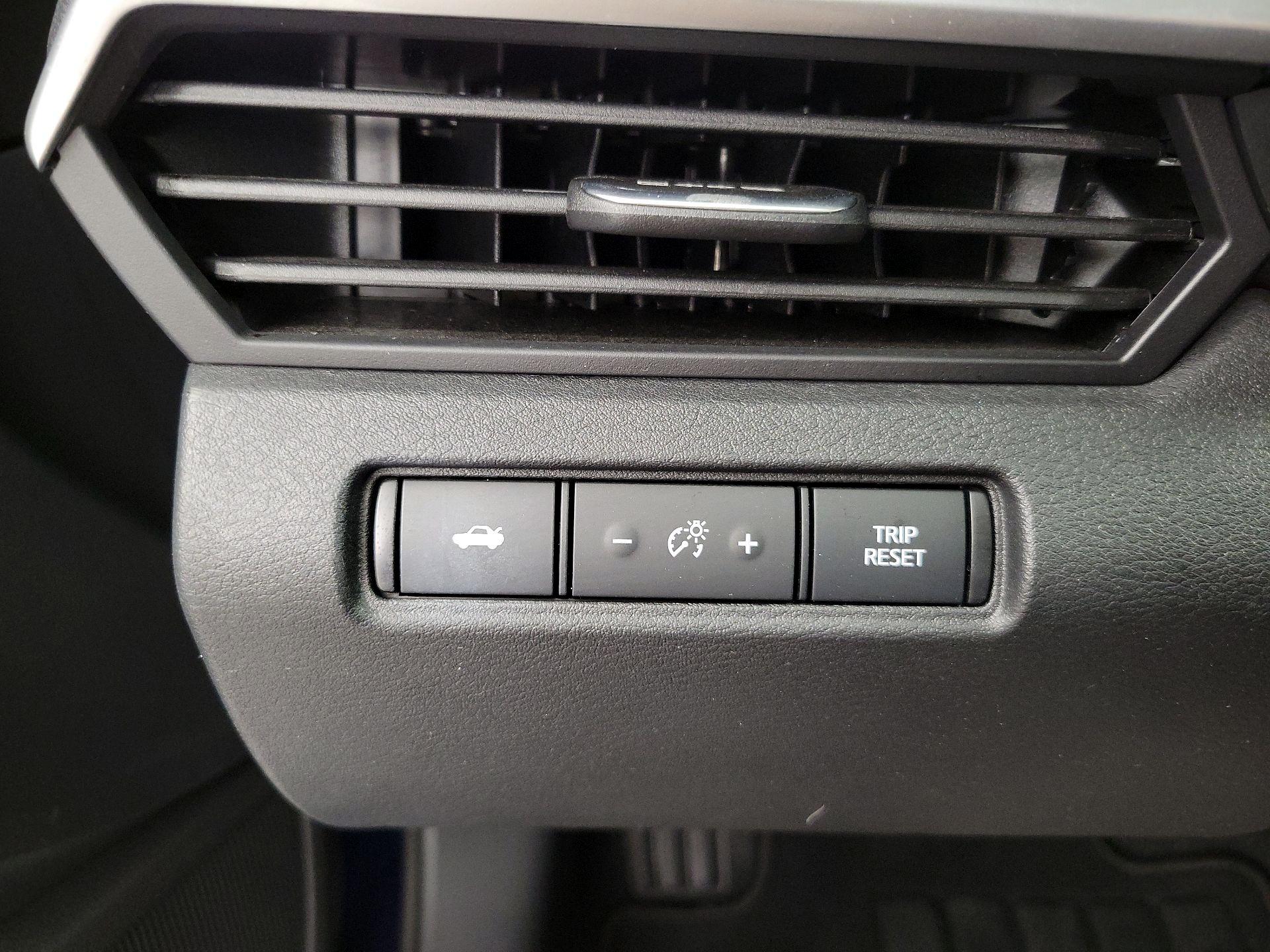 Thumbnail: 2022 Nissan Altima - 13