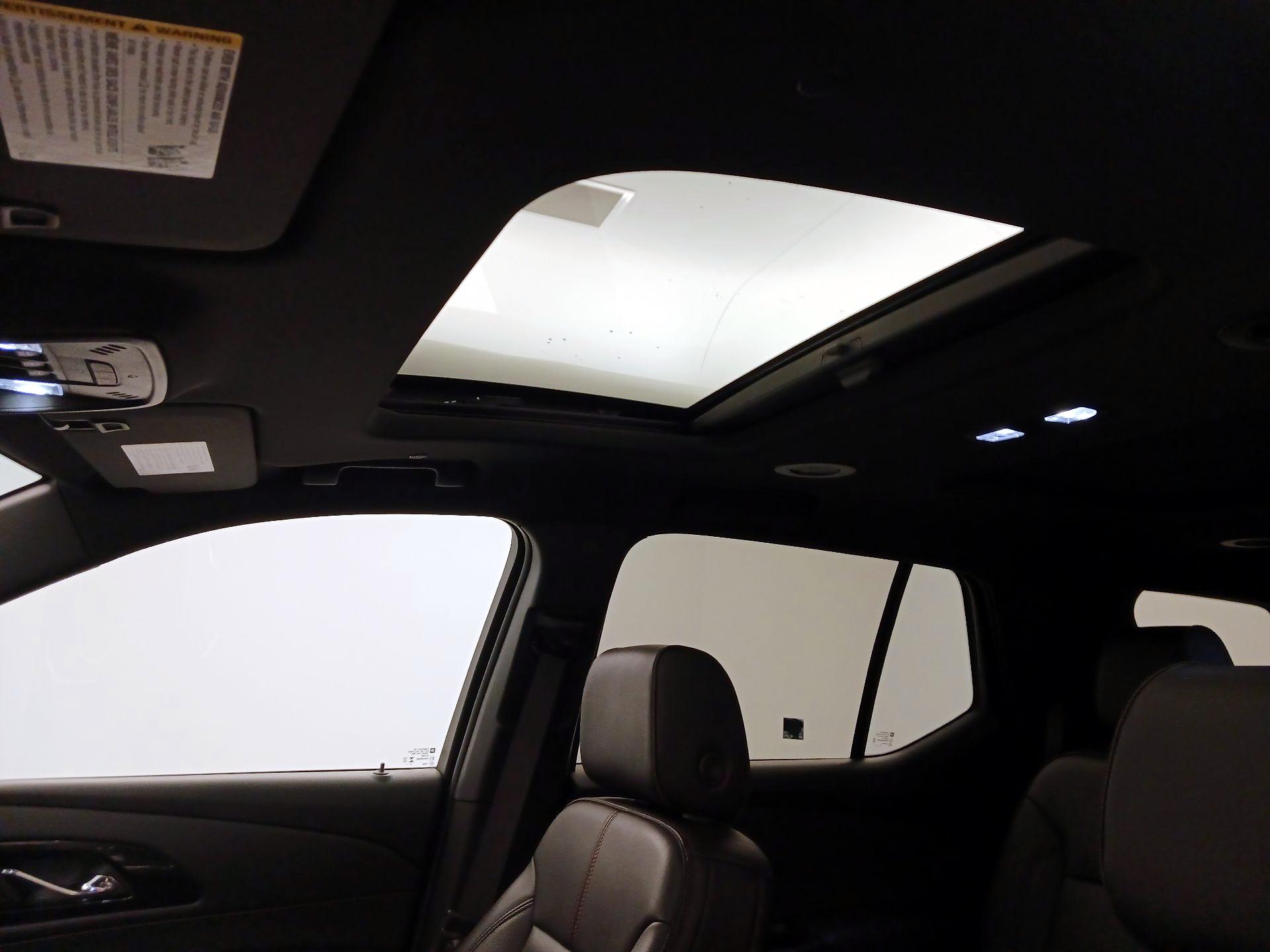 Thumbnail: 2023 Chevrolet Traverse - 20
