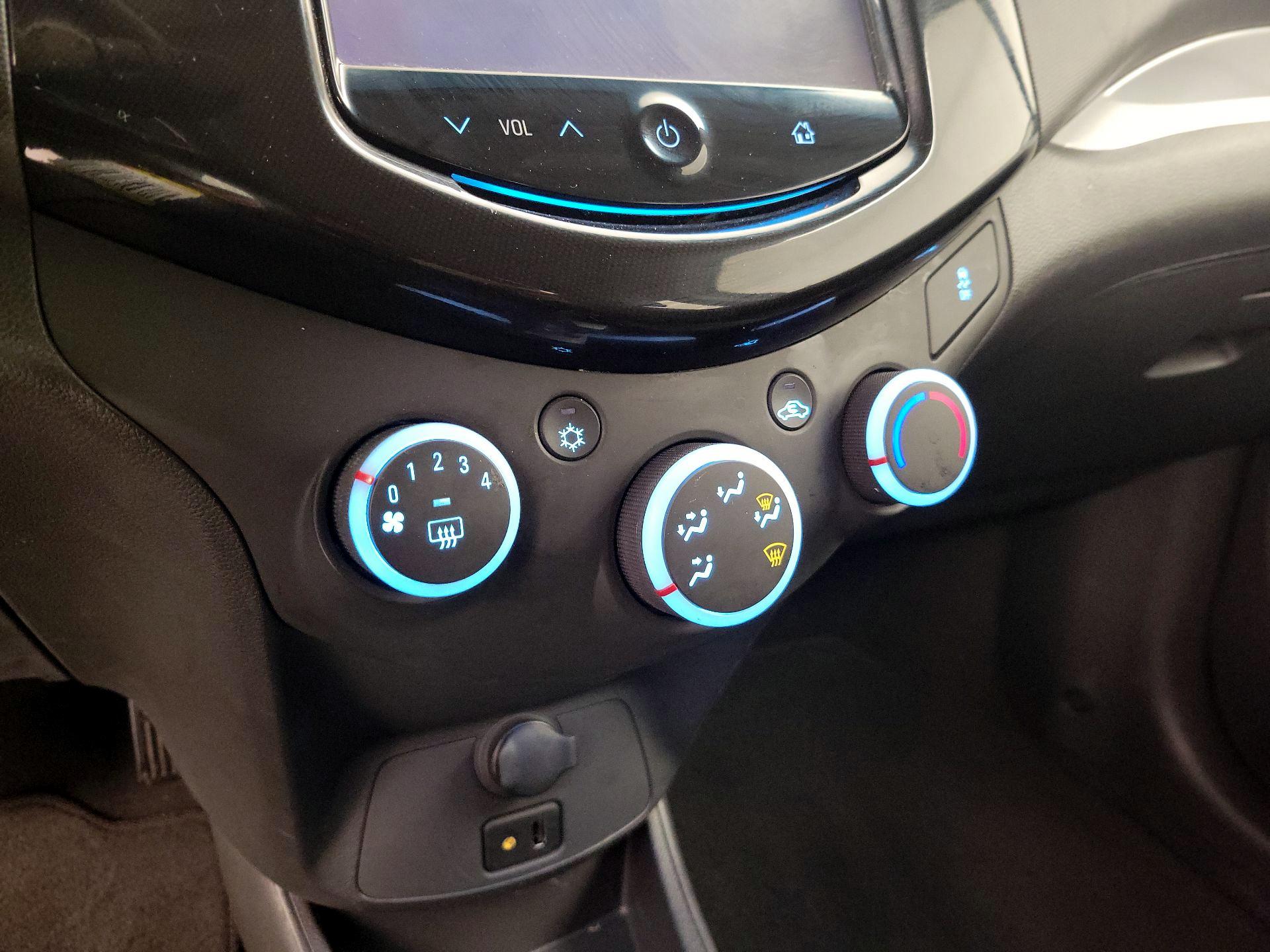 Thumbnail: 2015 Chevrolet Spark - 13