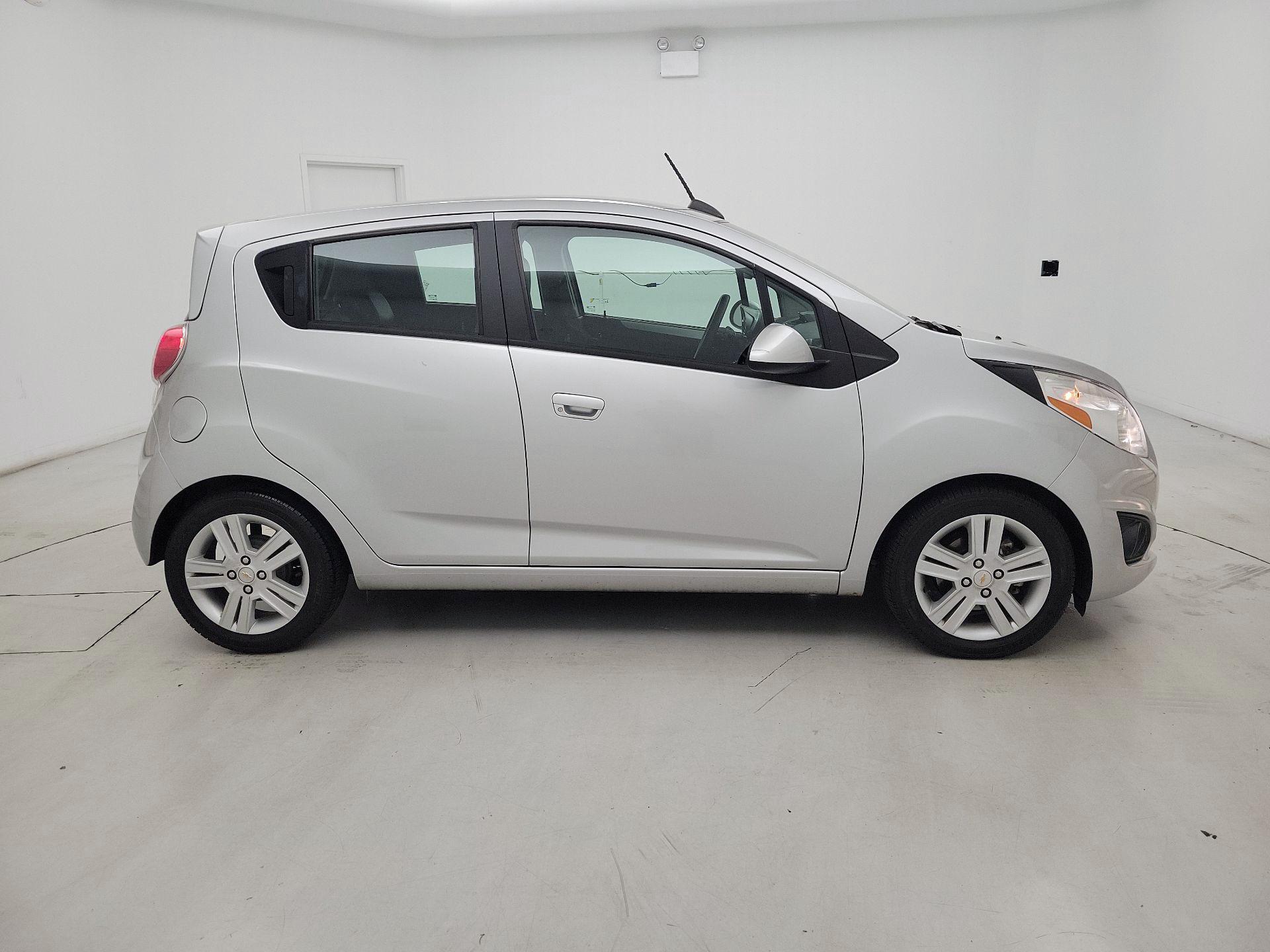 Thumbnail: 2015 Chevrolet Spark - 4