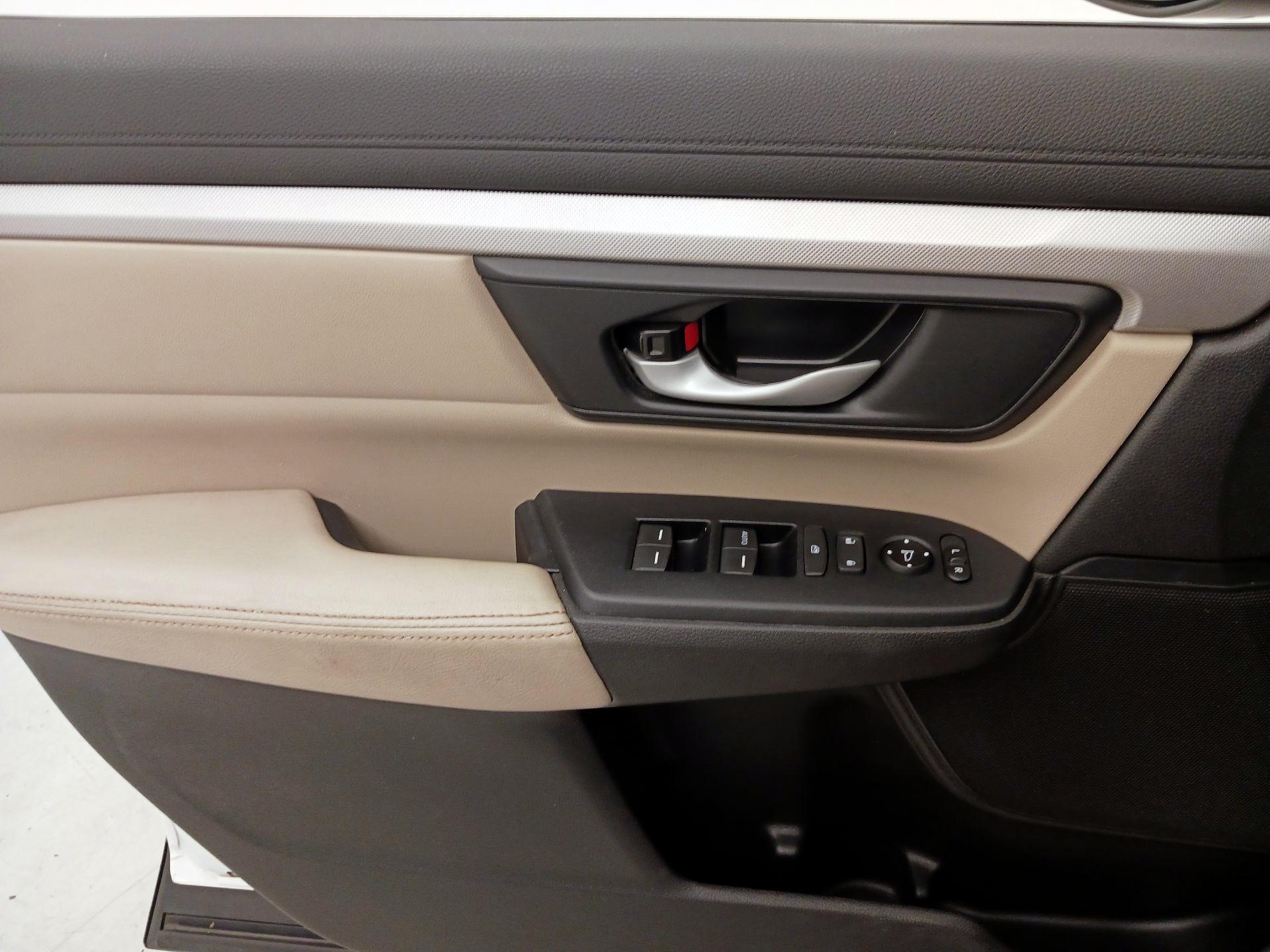 Thumbnail: 2019 Honda CR-V - 12