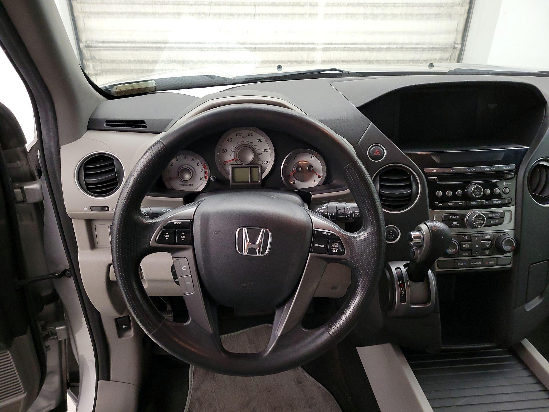 Thumbnail: 2014 Honda Pilot - 10