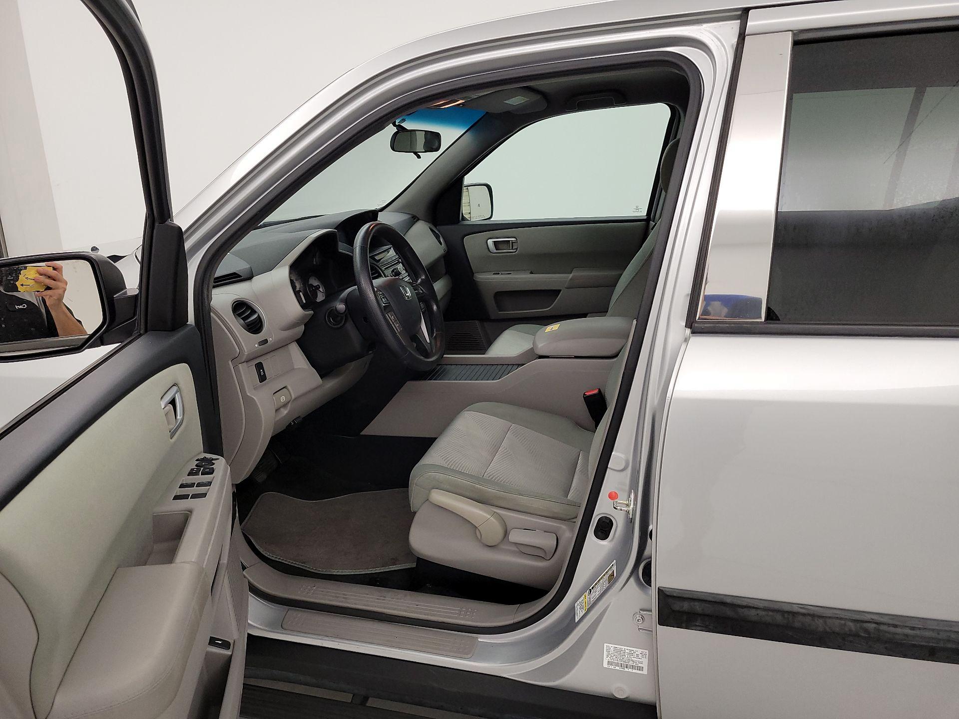 Thumbnail: 2014 Honda Pilot - 11