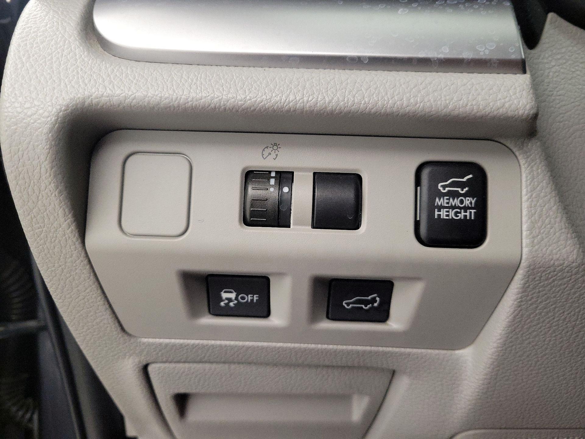 Thumbnail: 2014 Subaru Forester - 11