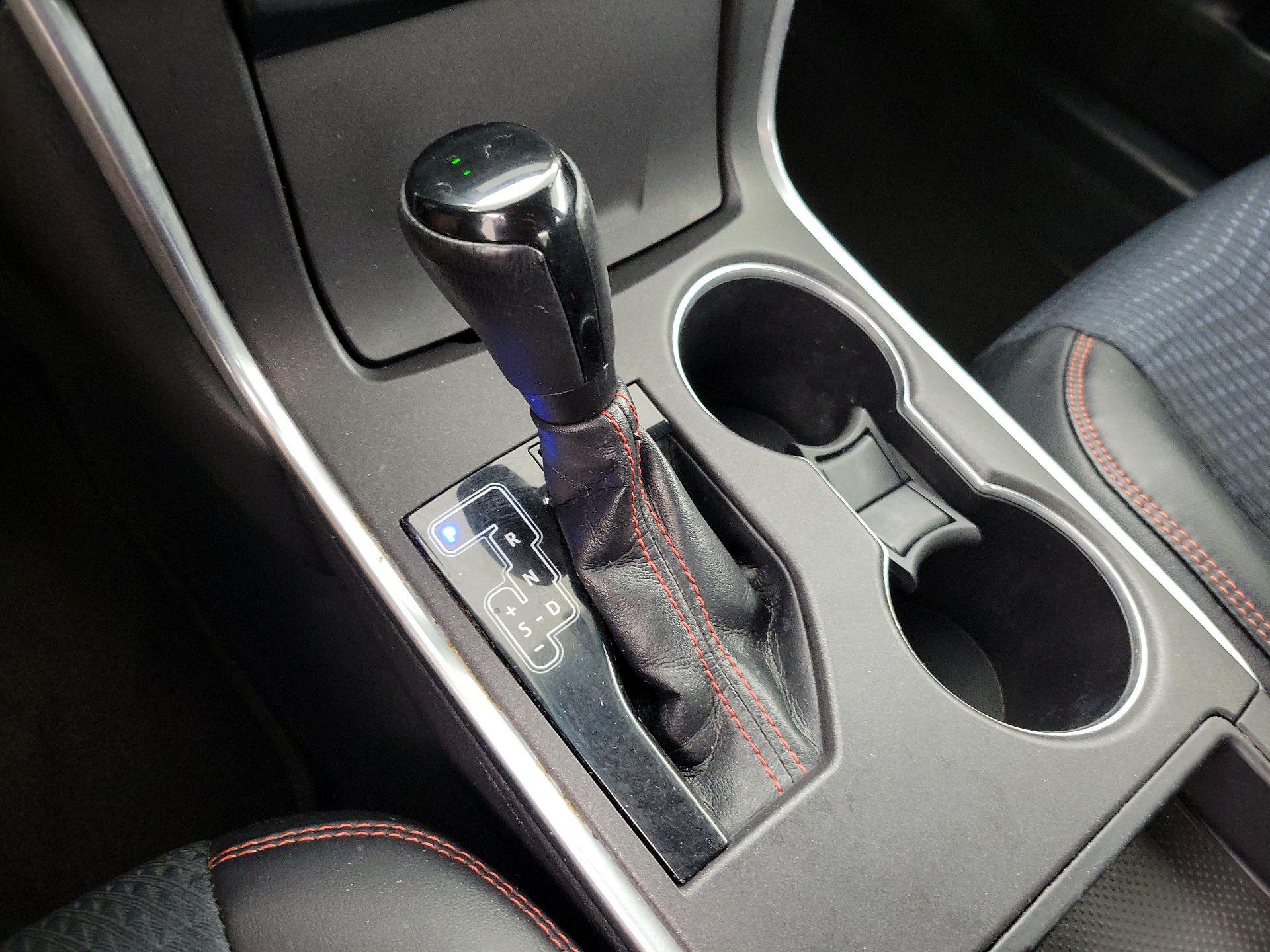 Thumbnail: 2015 Toyota Camry - 17