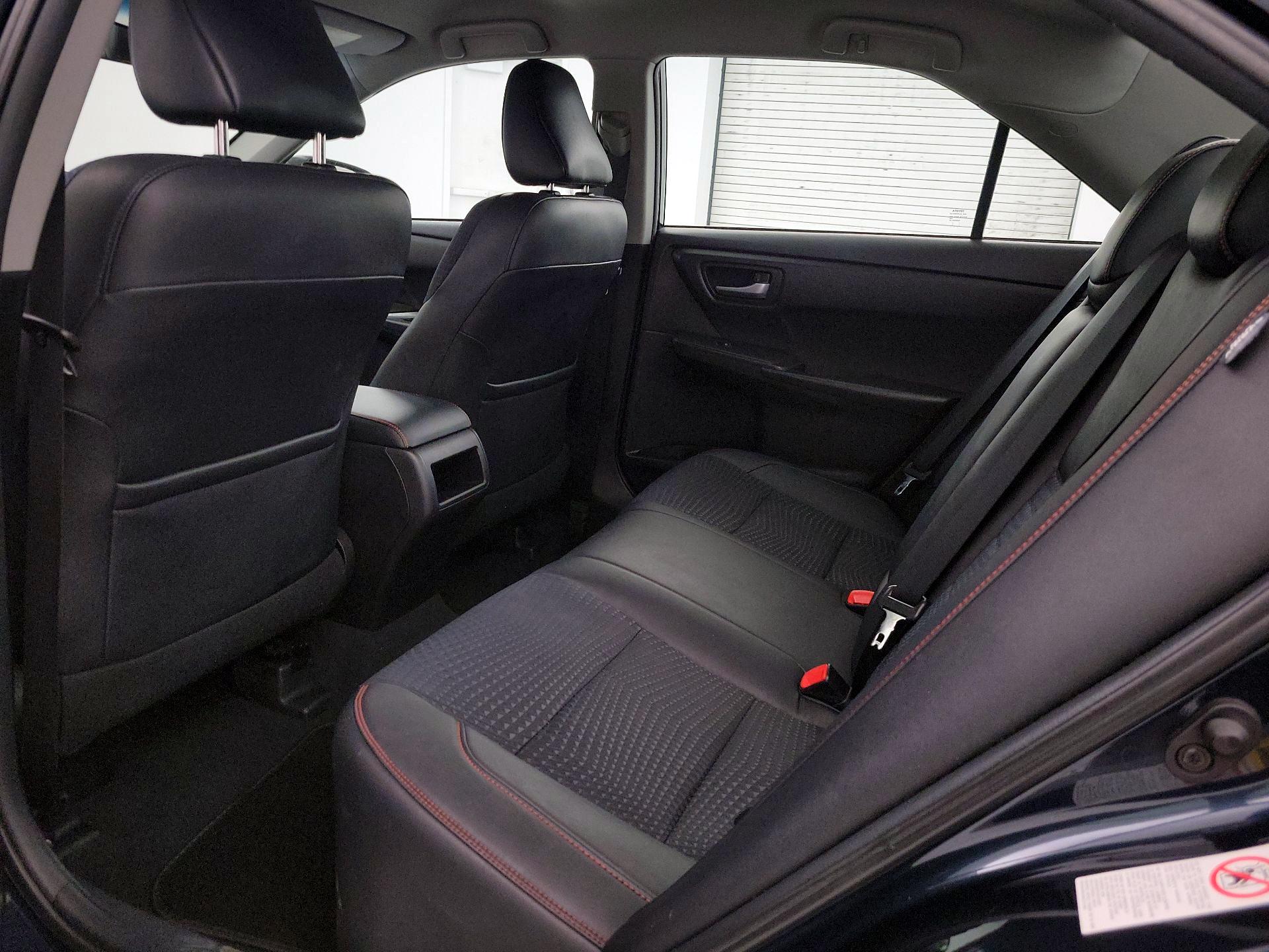 Thumbnail: 2015 Toyota Camry - 19
