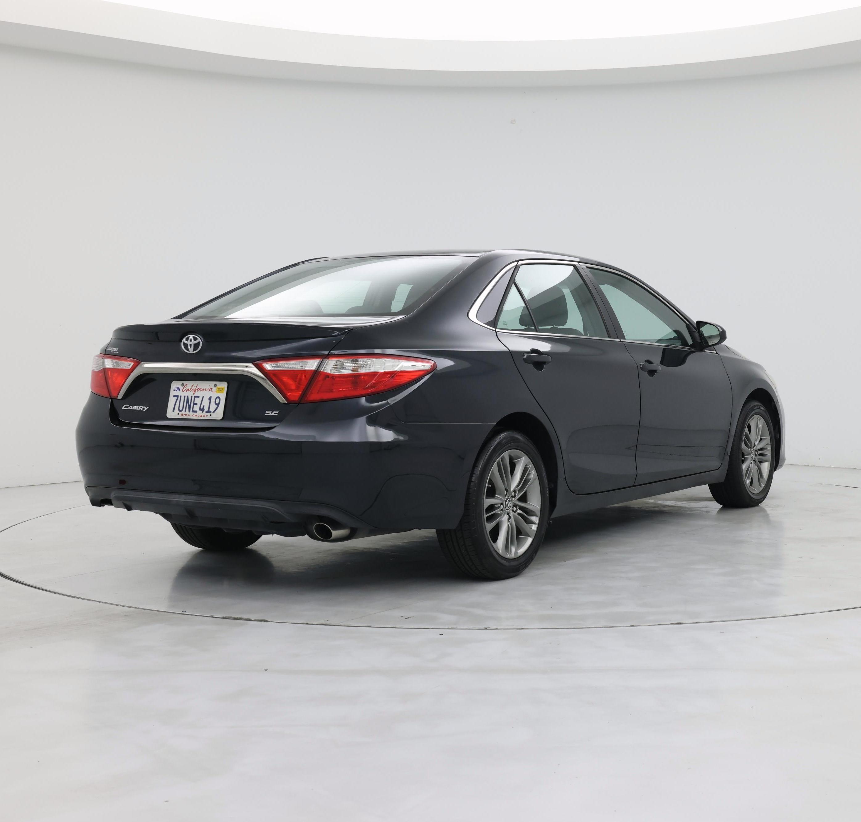 Thumbnail: 2015 Toyota Camry - 8