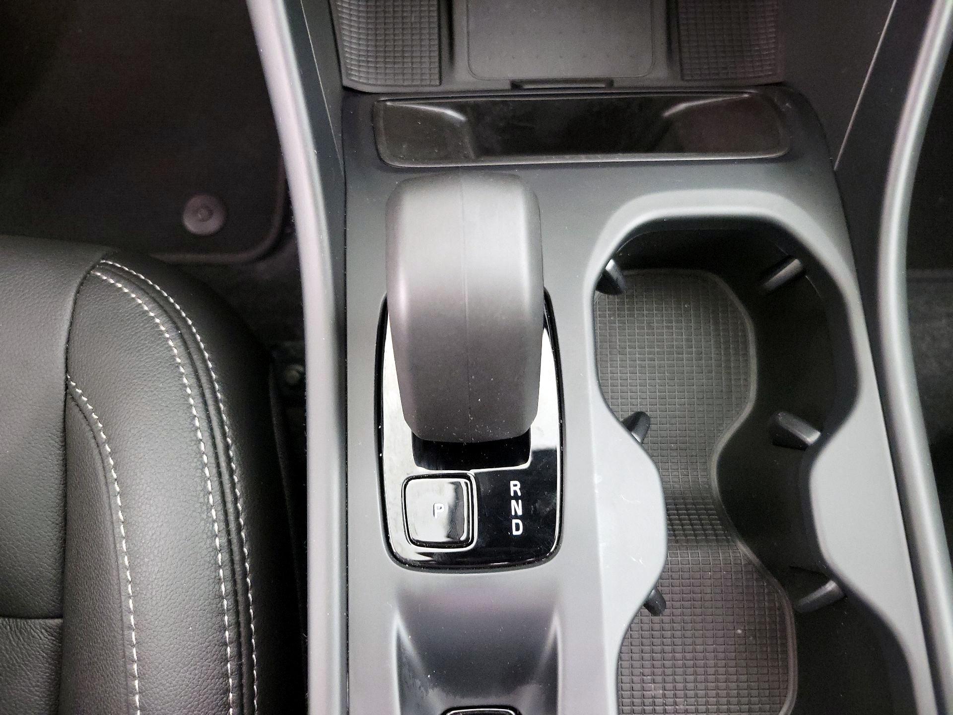 Thumbnail: 2024 Volvo XC40 - 18