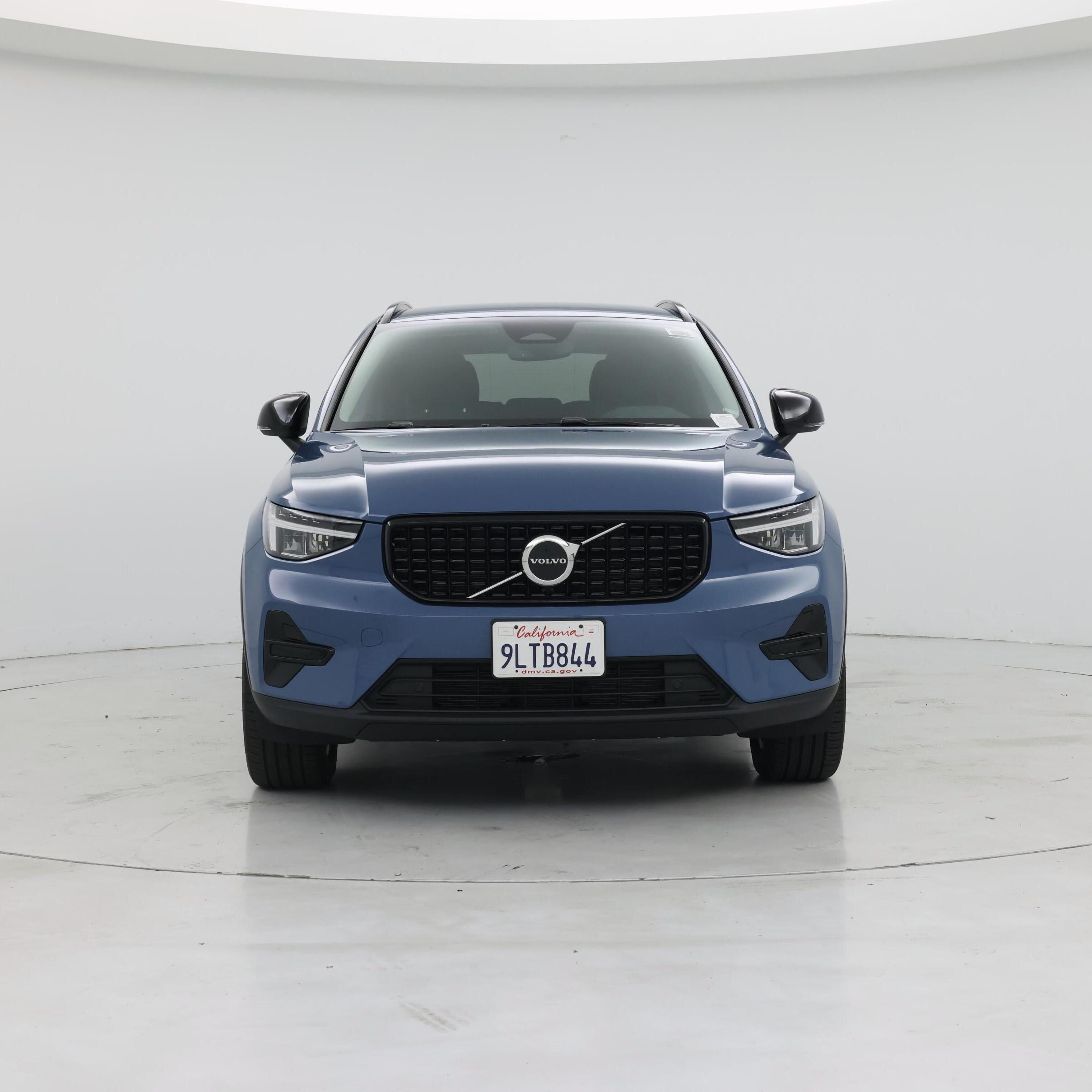 Thumbnail: 2024 Volvo XC40 - 5