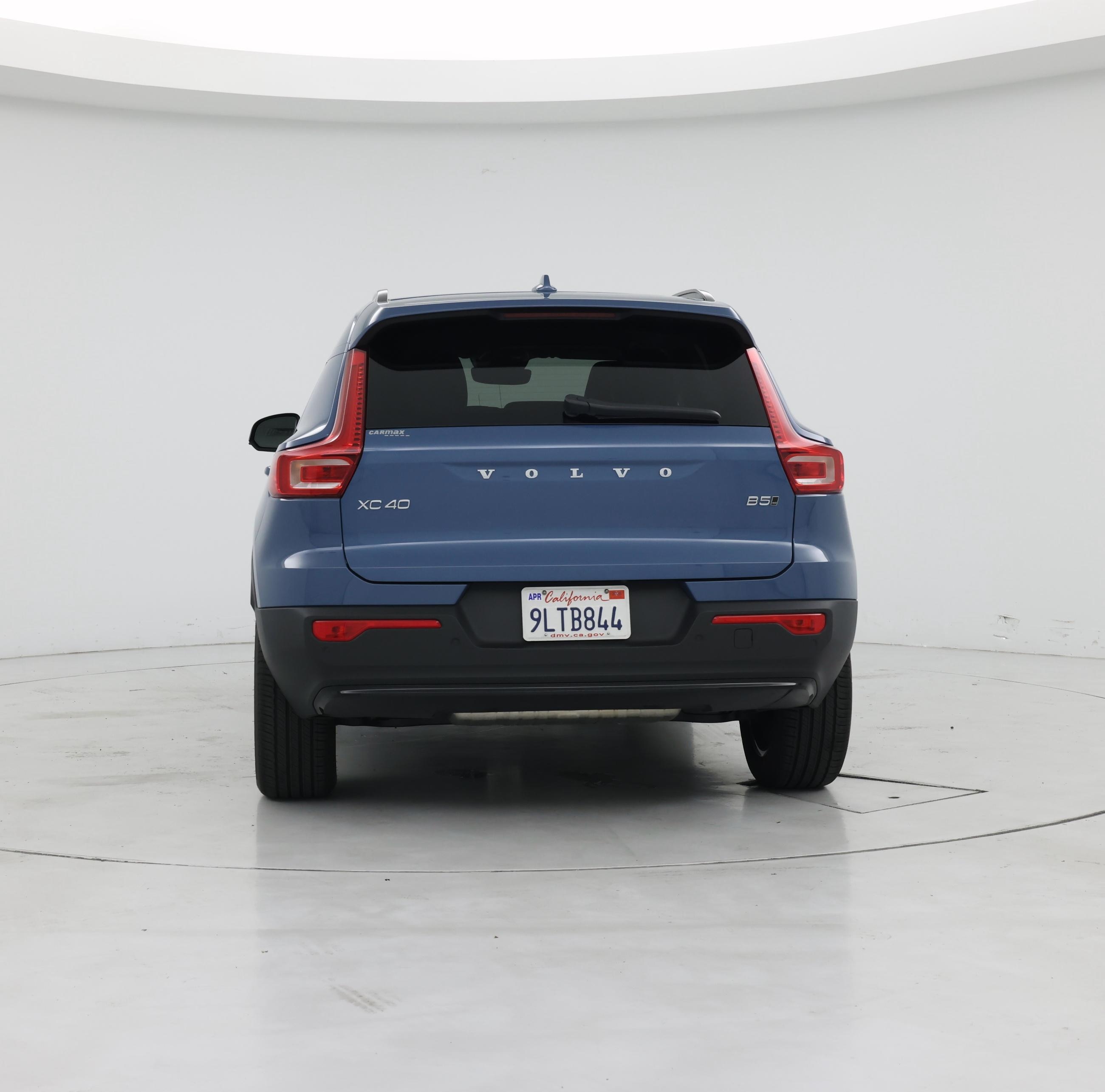 Thumbnail: 2024 Volvo XC40 - 6