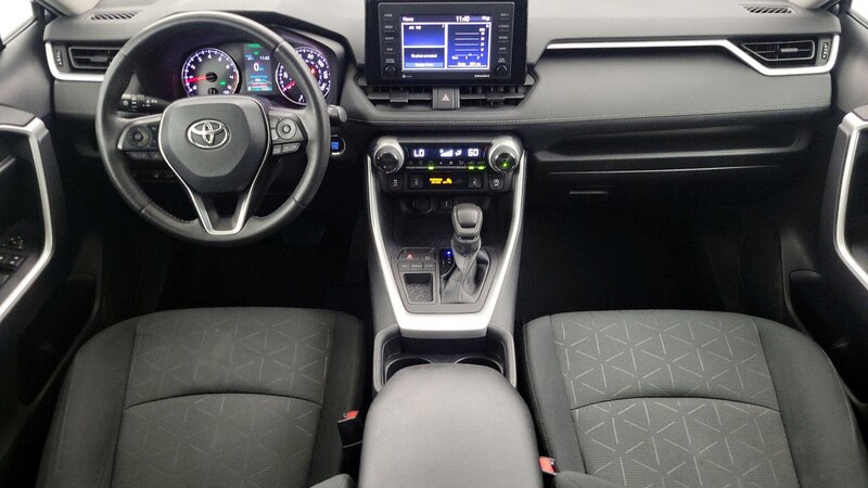2021 Toyota RAV4 XLE 9