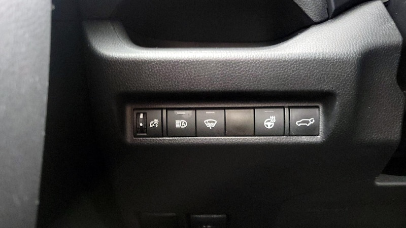 2021 Toyota RAV4 XLE 13