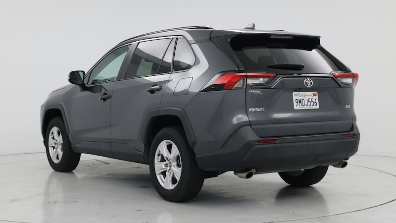 2021 Toyota RAV4 XLE 2