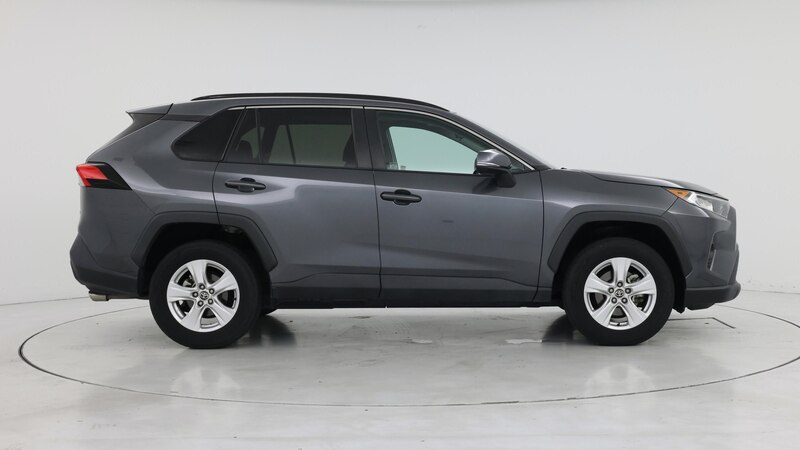 2021 Toyota RAV4 XLE 7