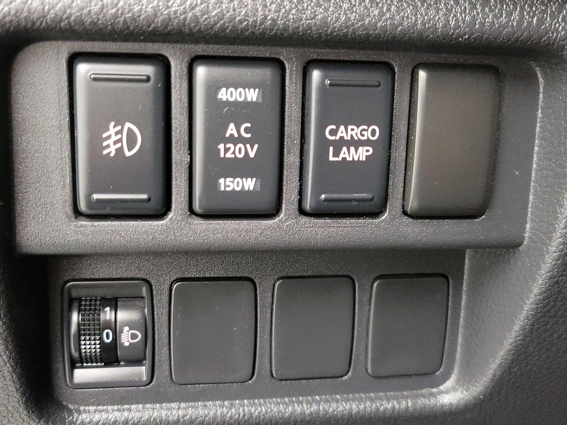 Thumbnail: 2018 Nissan Titan - 13