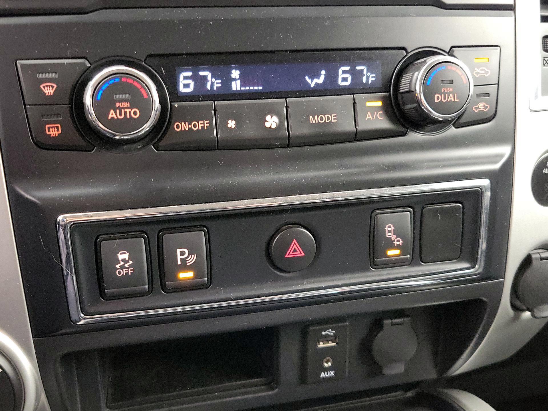 Thumbnail: 2018 Nissan Titan - 17