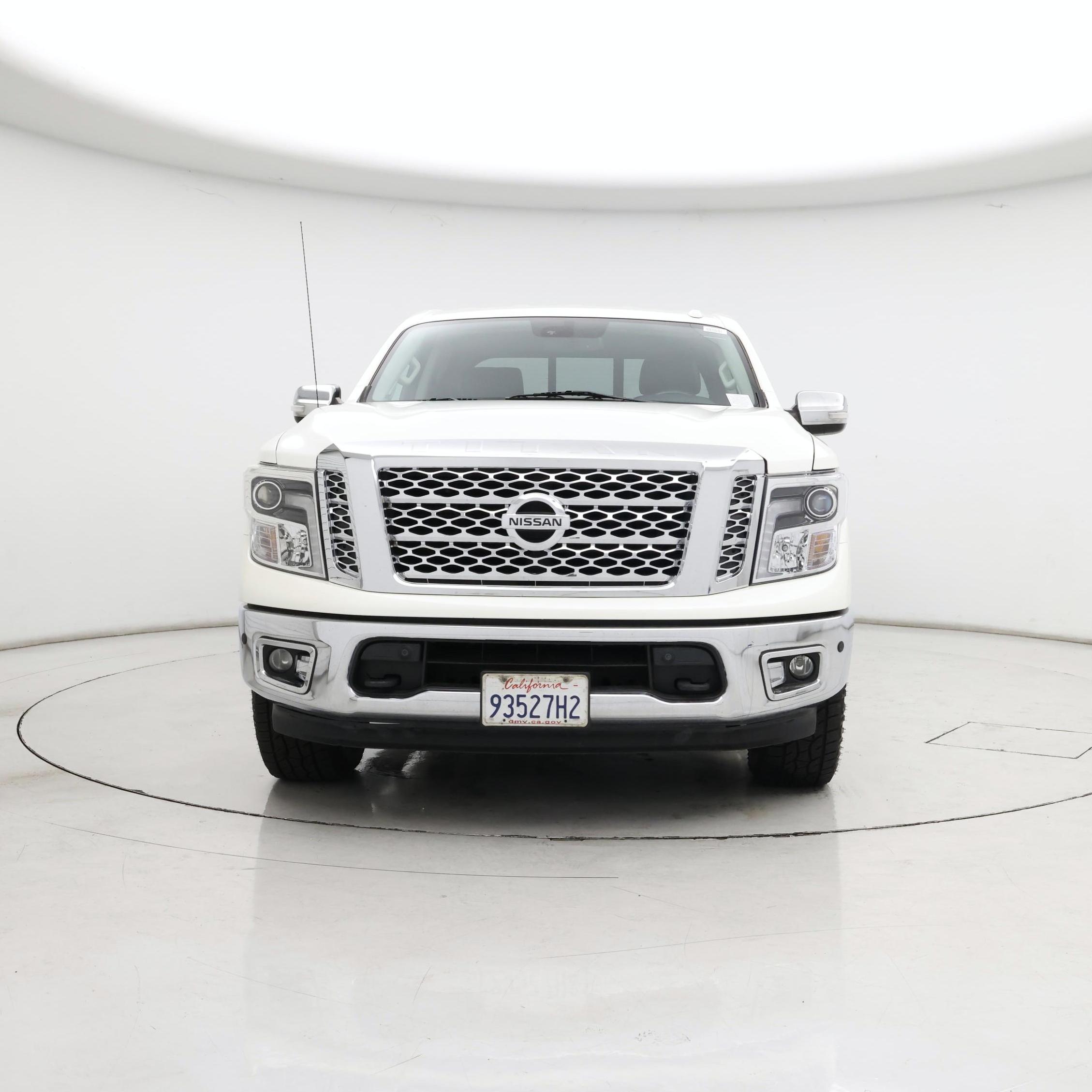 Thumbnail: 2018 Nissan Titan - 5