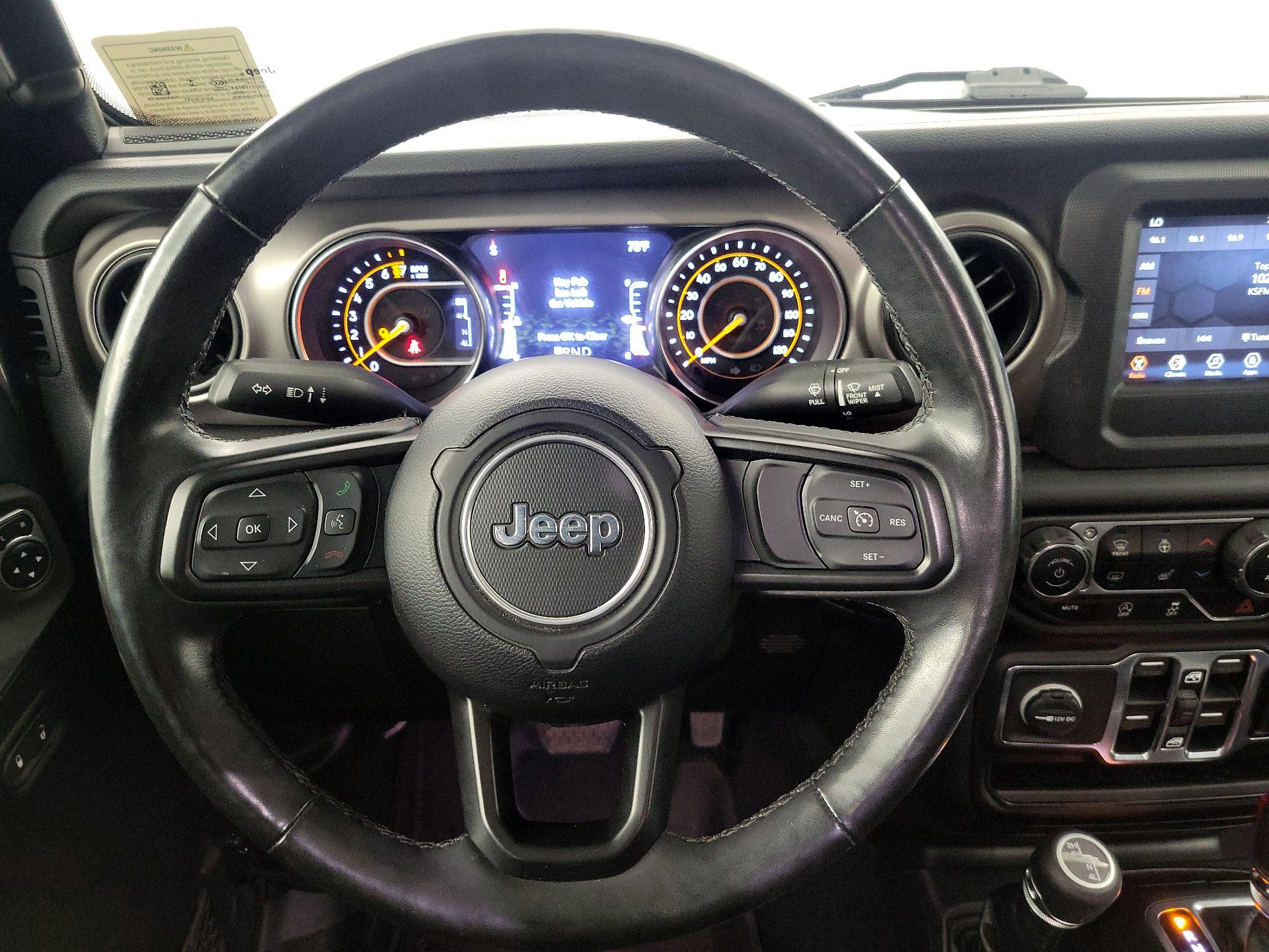 Thumbnail: 2021 Jeep Gladiator - 10