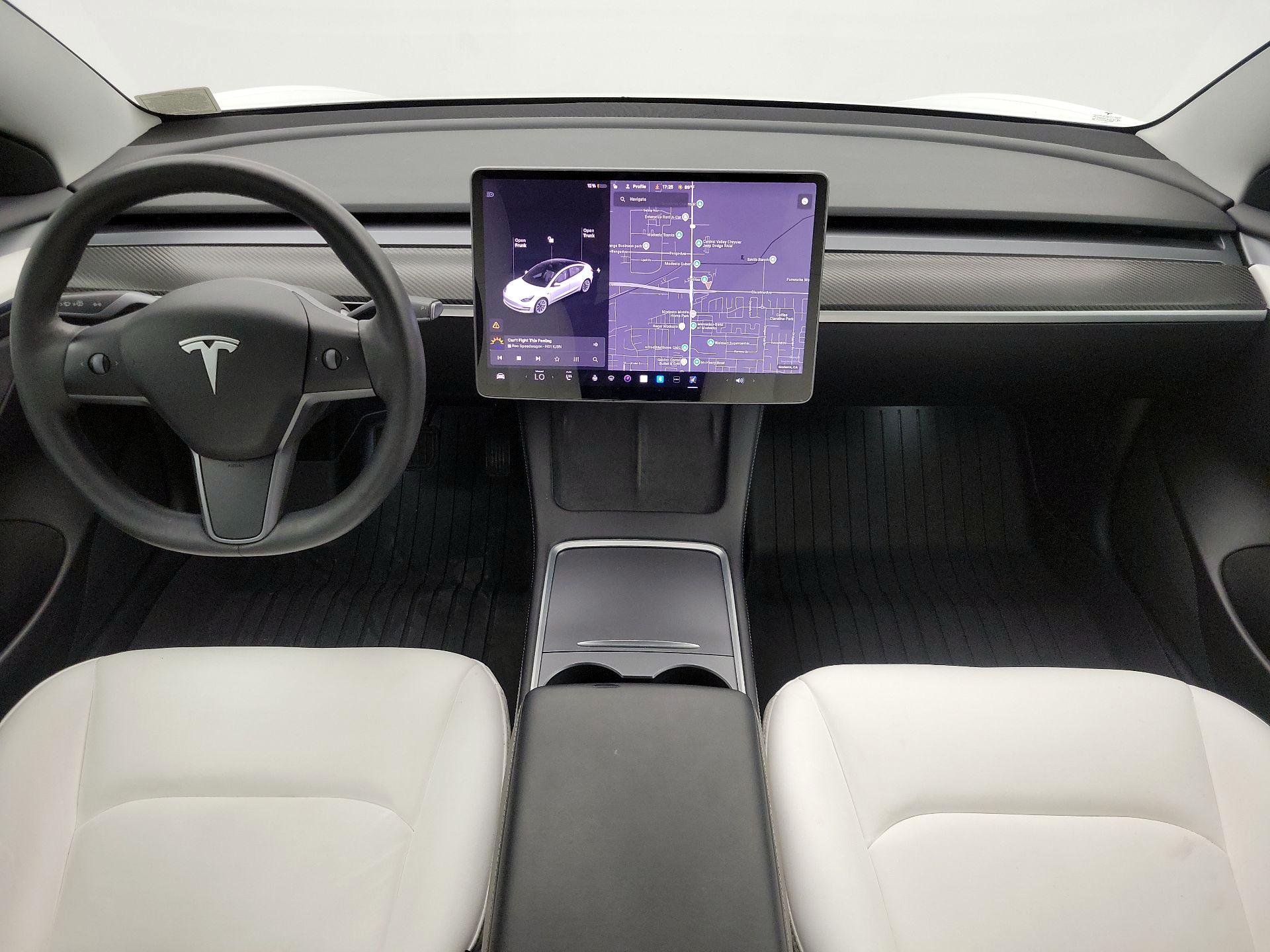 Thumbnail: 2021 Tesla Model 3 - 9