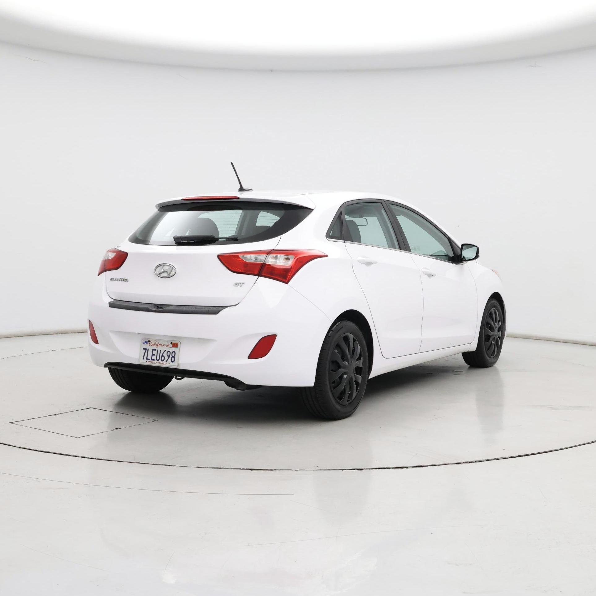 Thumbnail: 2016 Hyundai Elantra - 8