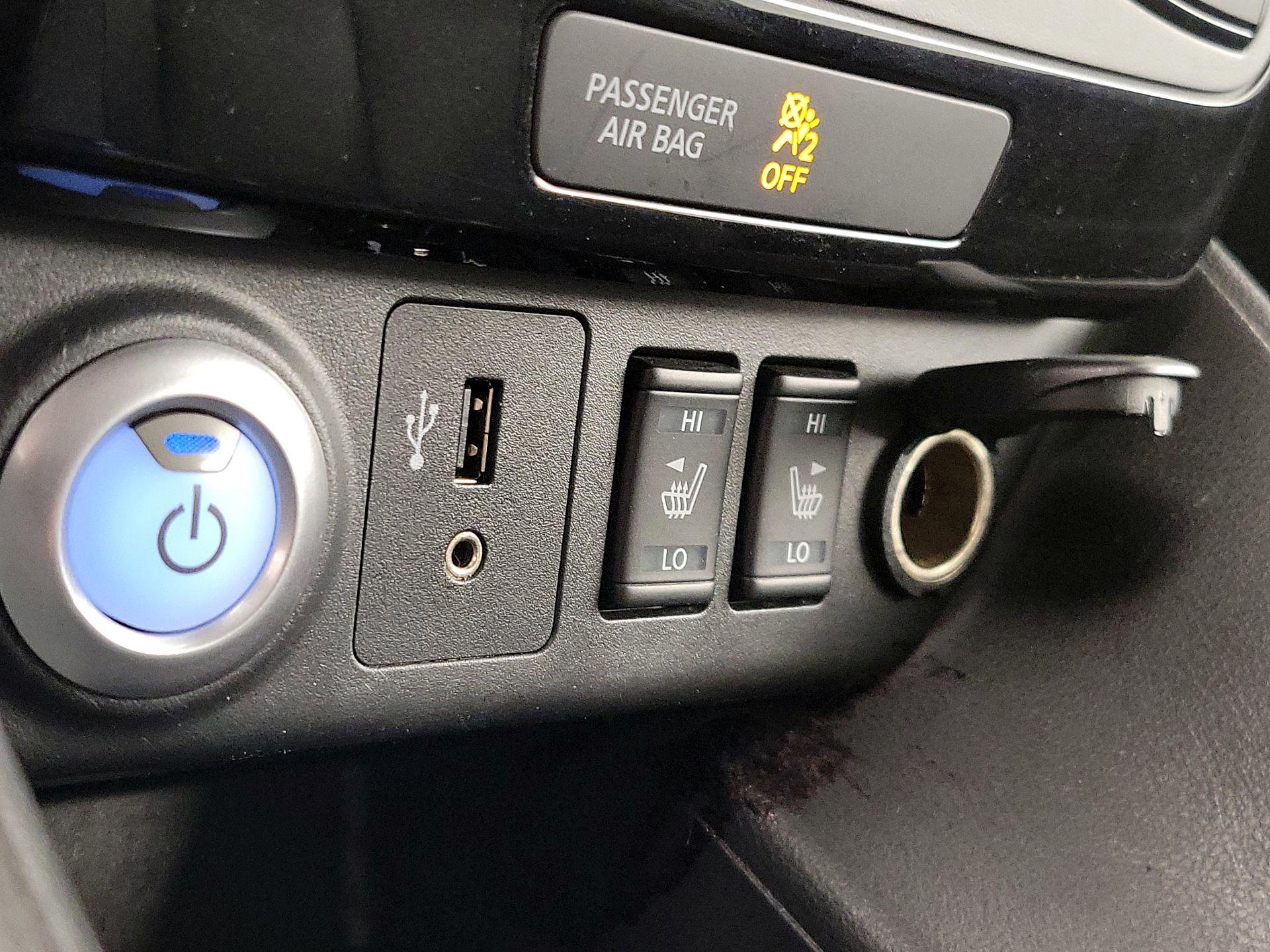 Thumbnail: 2018 Nissan Leaf - 19