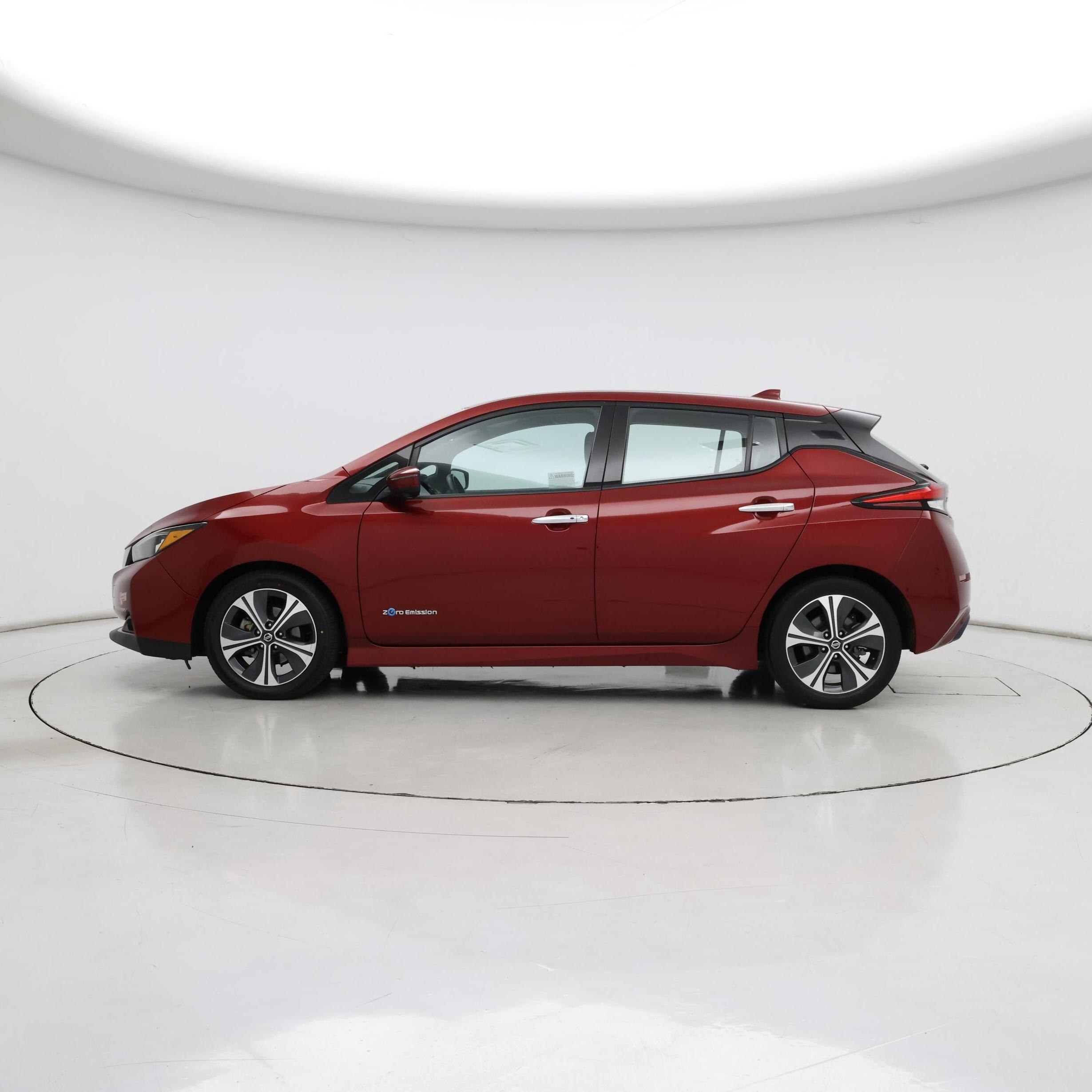 Thumbnail: 2018 Nissan Leaf - 3