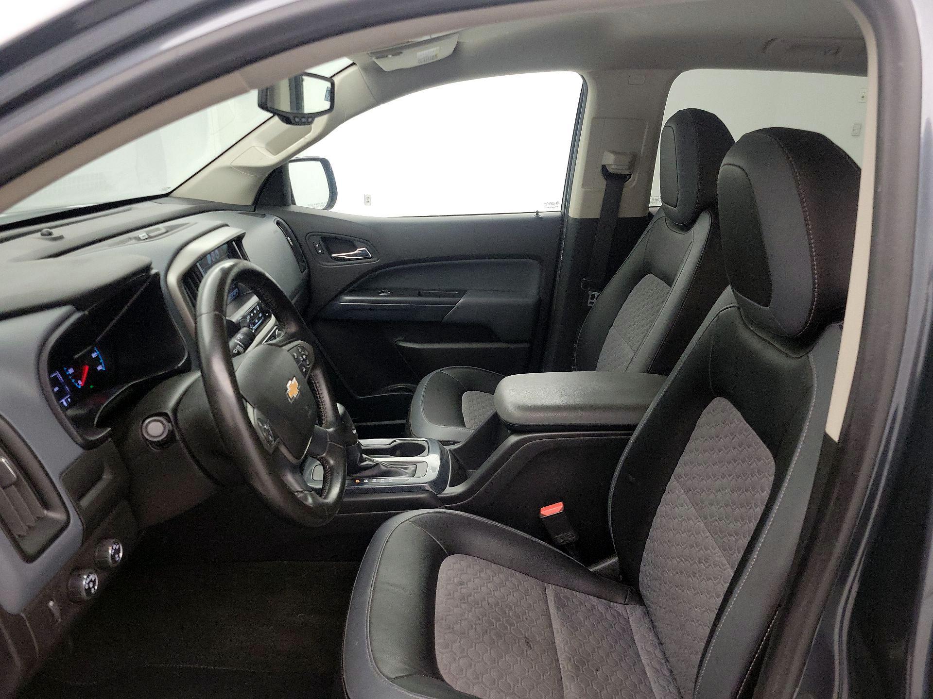 Thumbnail: 2015 Chevrolet Colorado - 11
