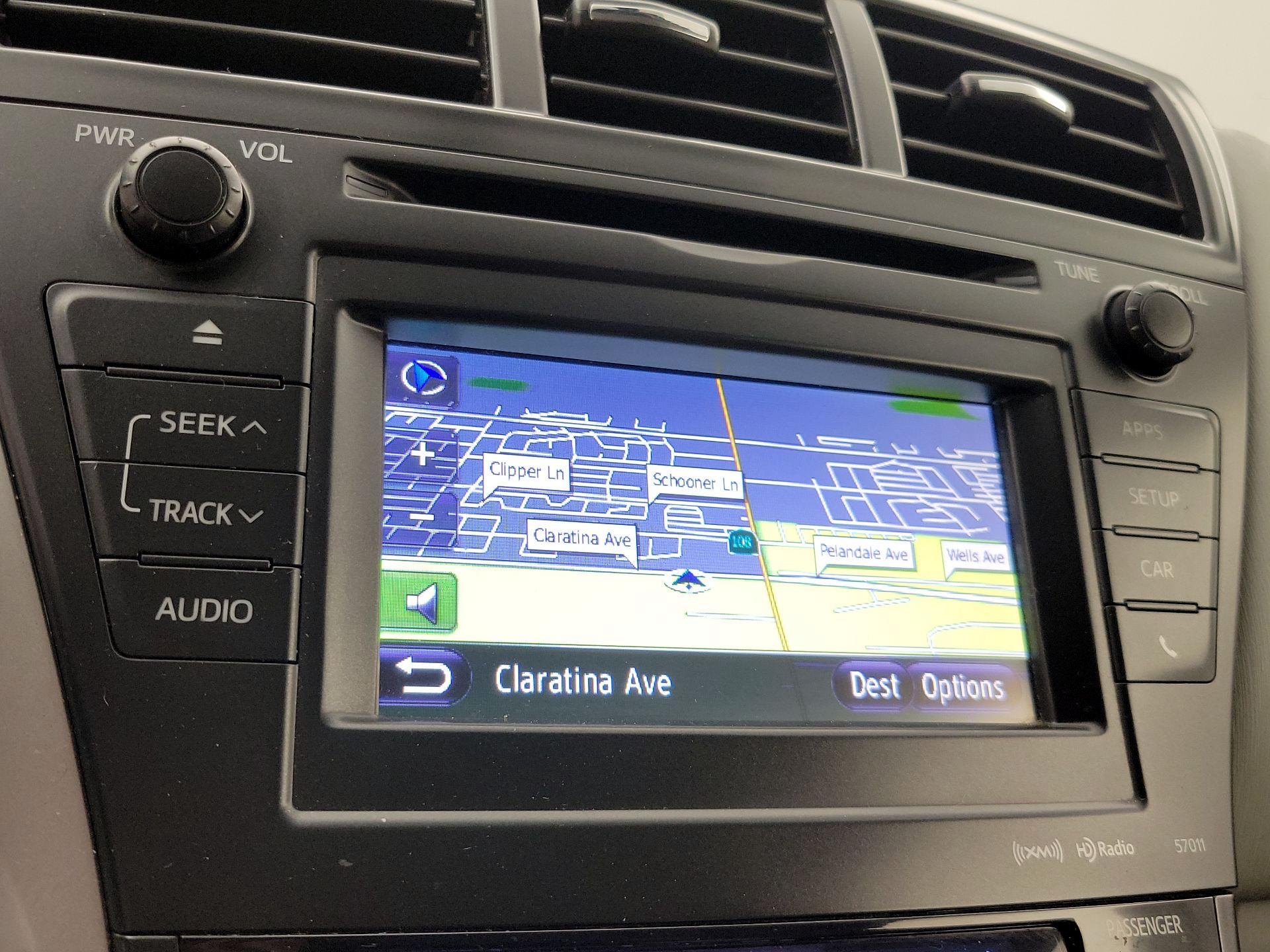 Thumbnail: 2014 Toyota Prius - 14