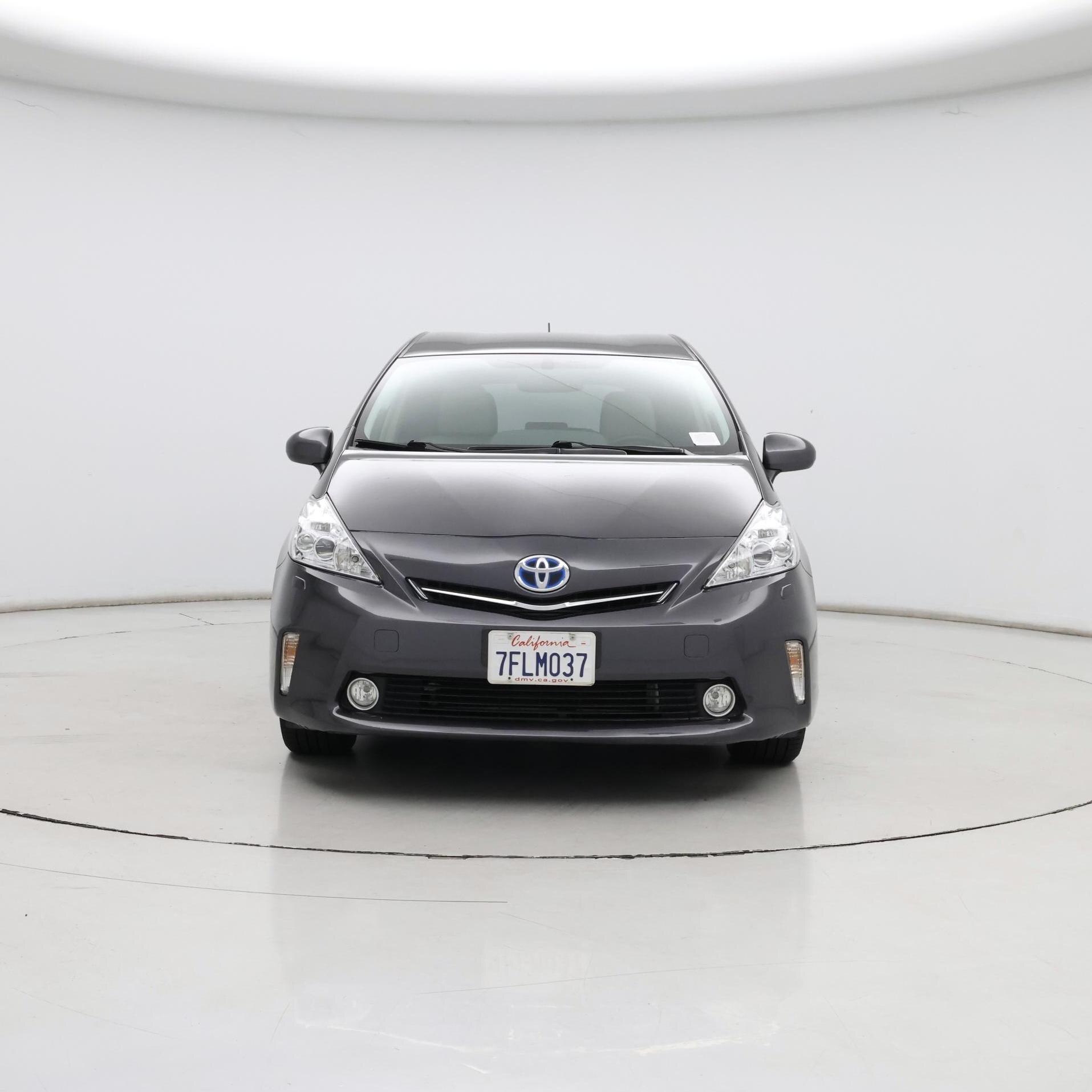 Thumbnail: 2014 Toyota Prius - 5