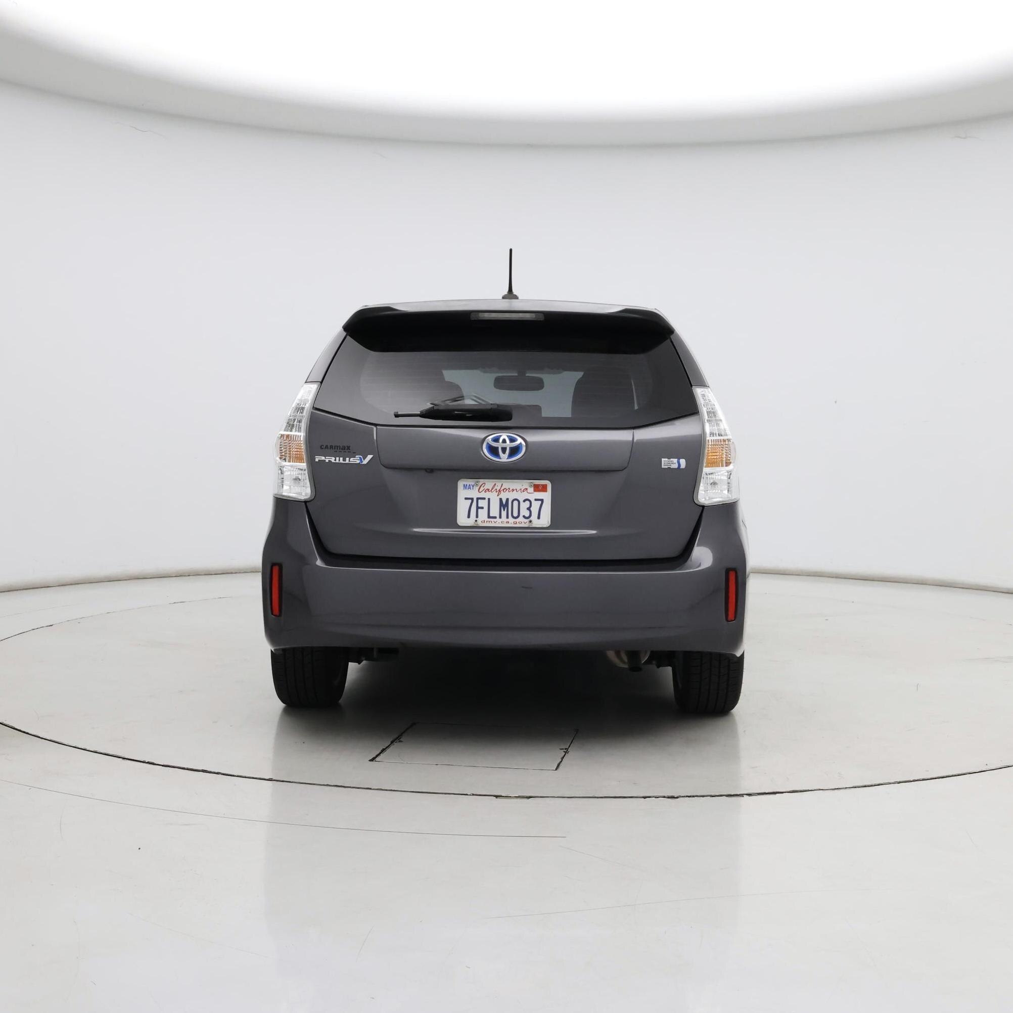 Thumbnail: 2014 Toyota Prius - 6