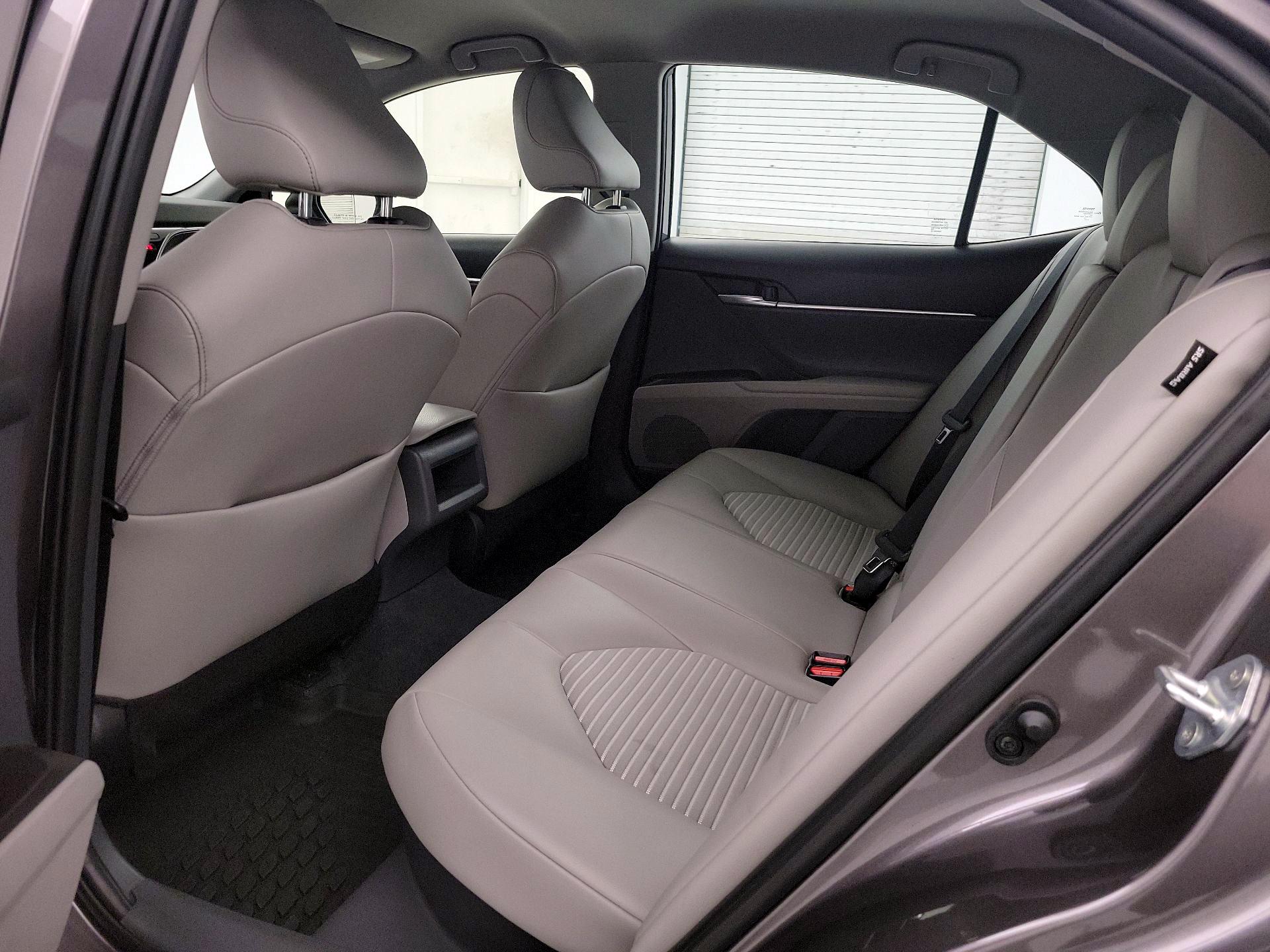 Thumbnail: 2022 Toyota Camry - 19