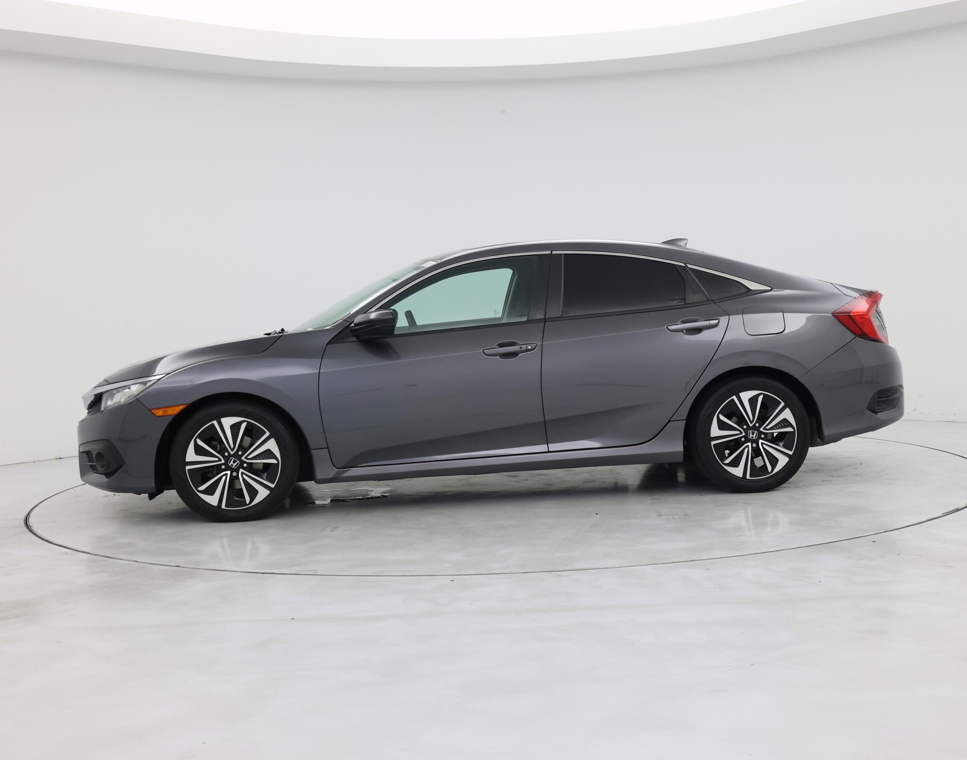 Thumbnail: 2017 Honda Civic - 3
