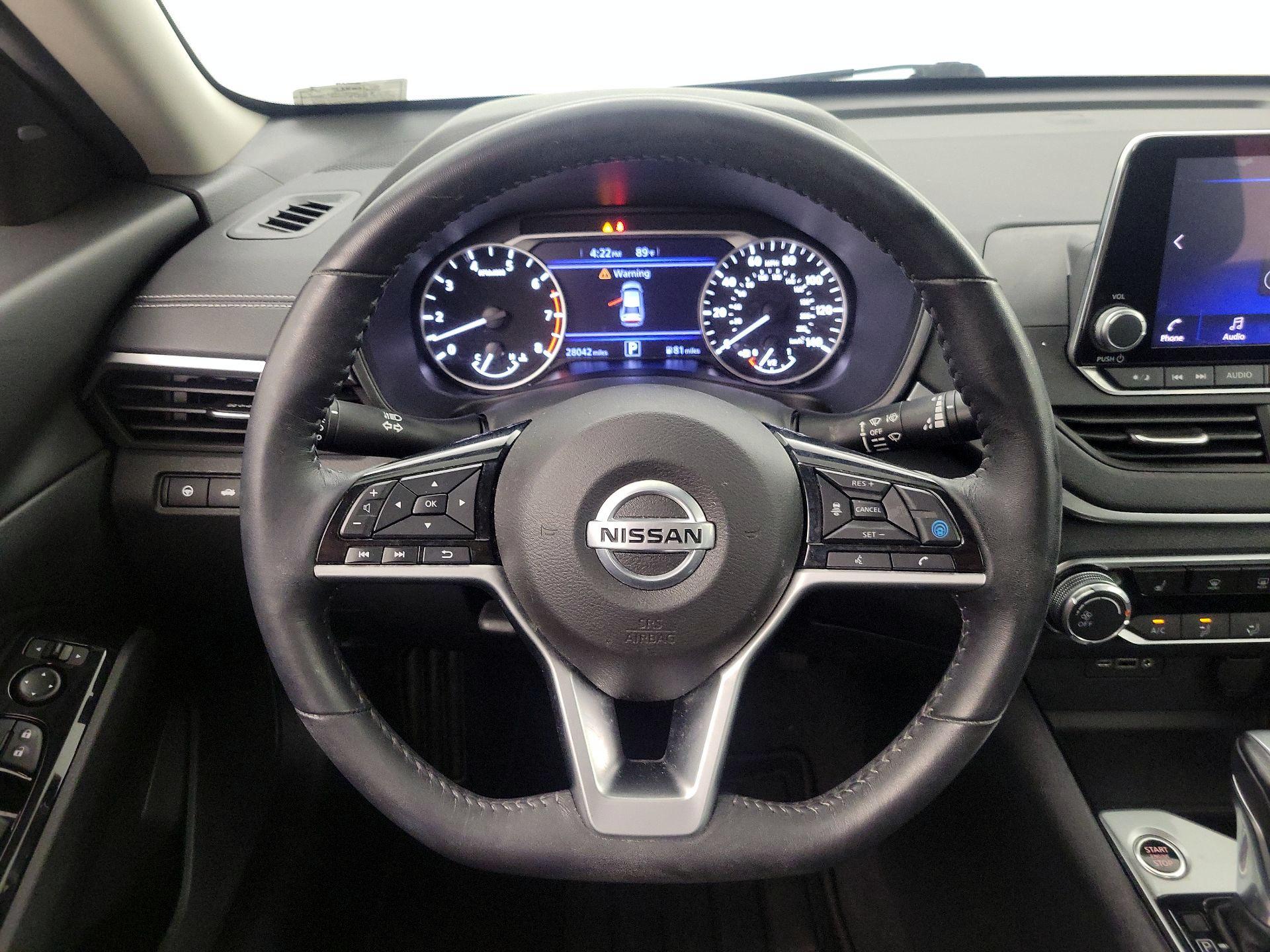 Thumbnail: 2021 Nissan Altima - 10