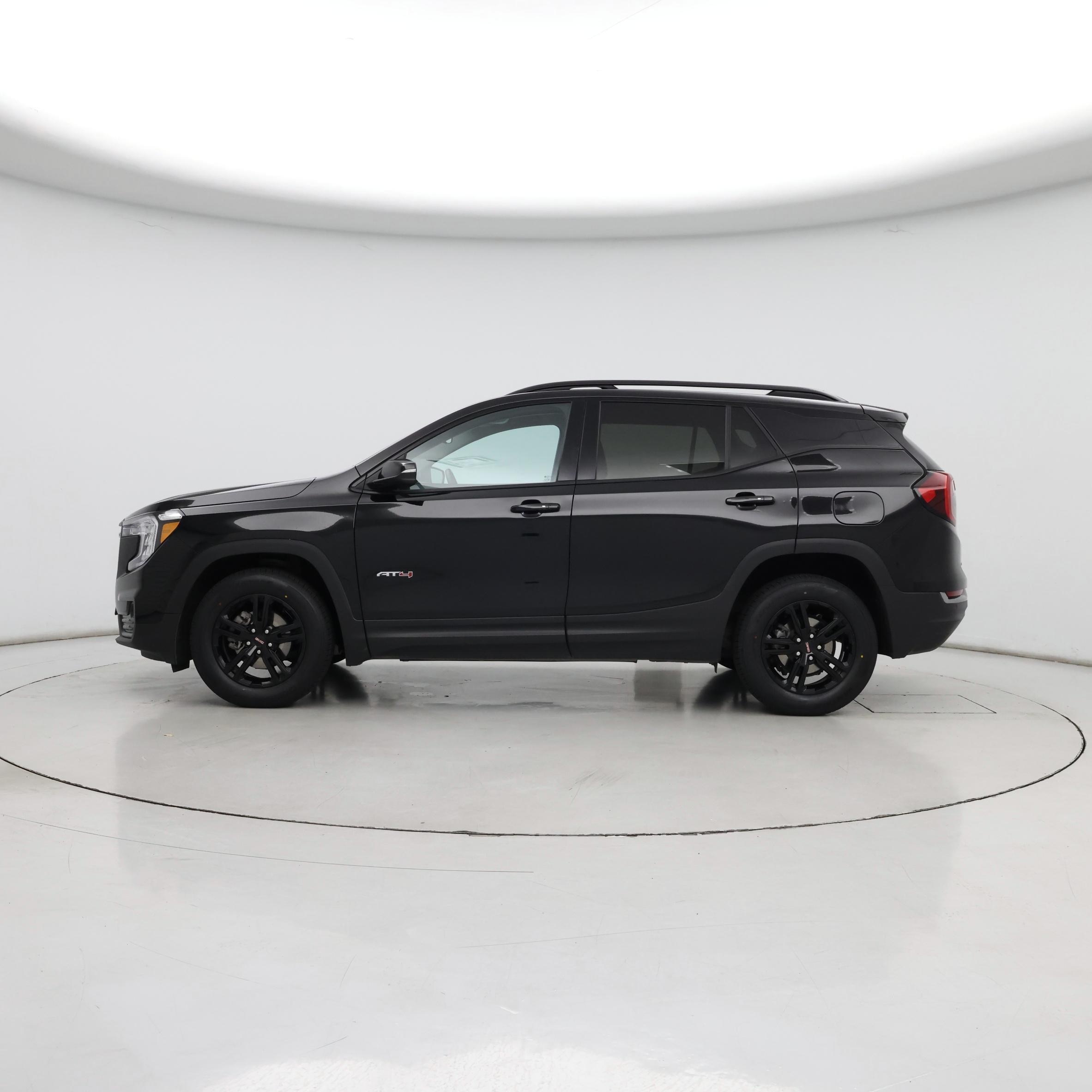 Thumbnail: 2024 GMC Terrain - 3