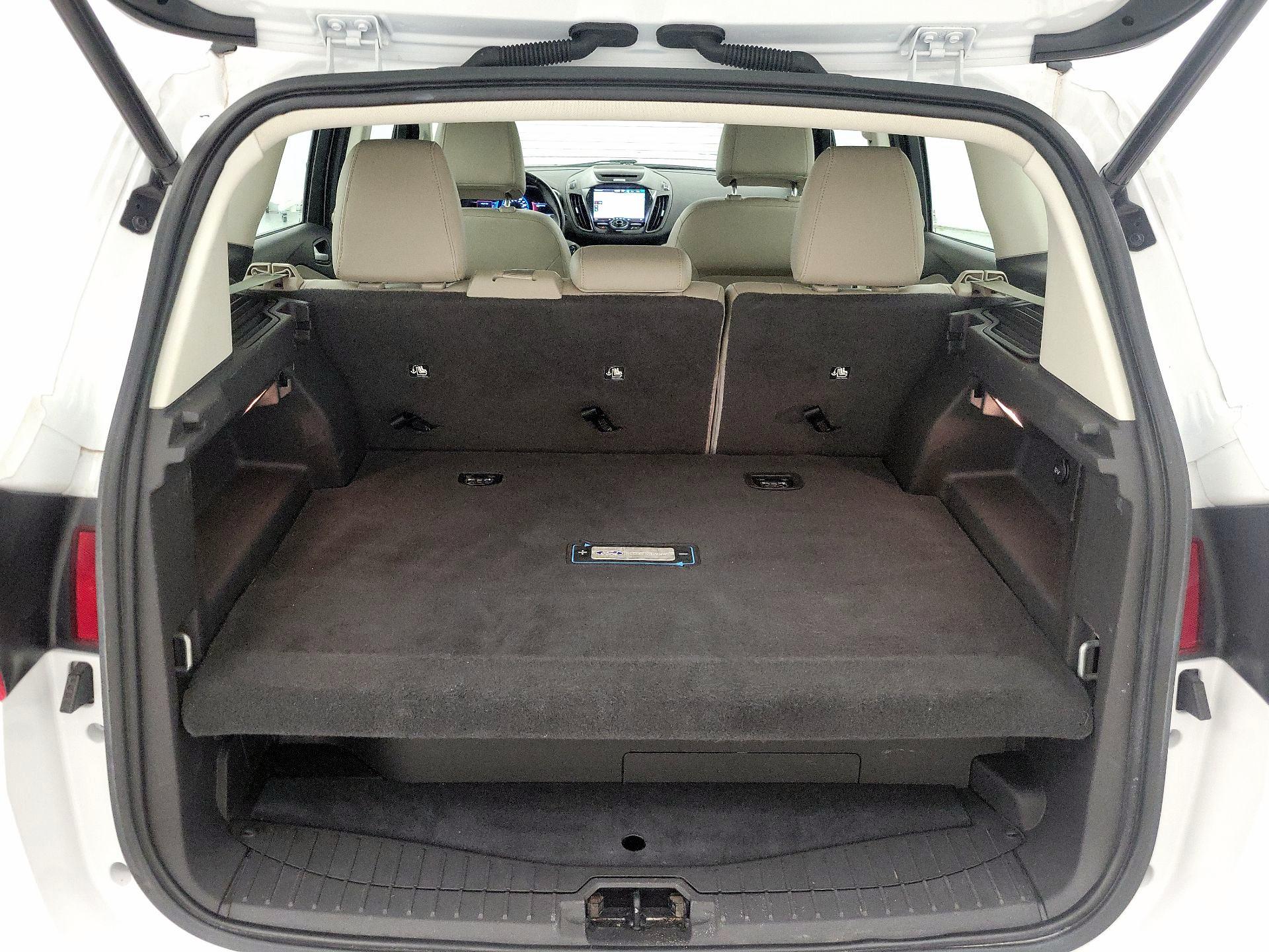 Thumbnail: 2015 Ford C-Max - 20
