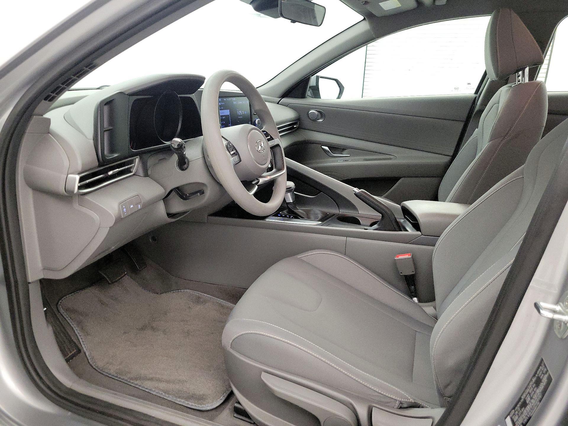 Thumbnail: 2023 Hyundai Elantra - 11