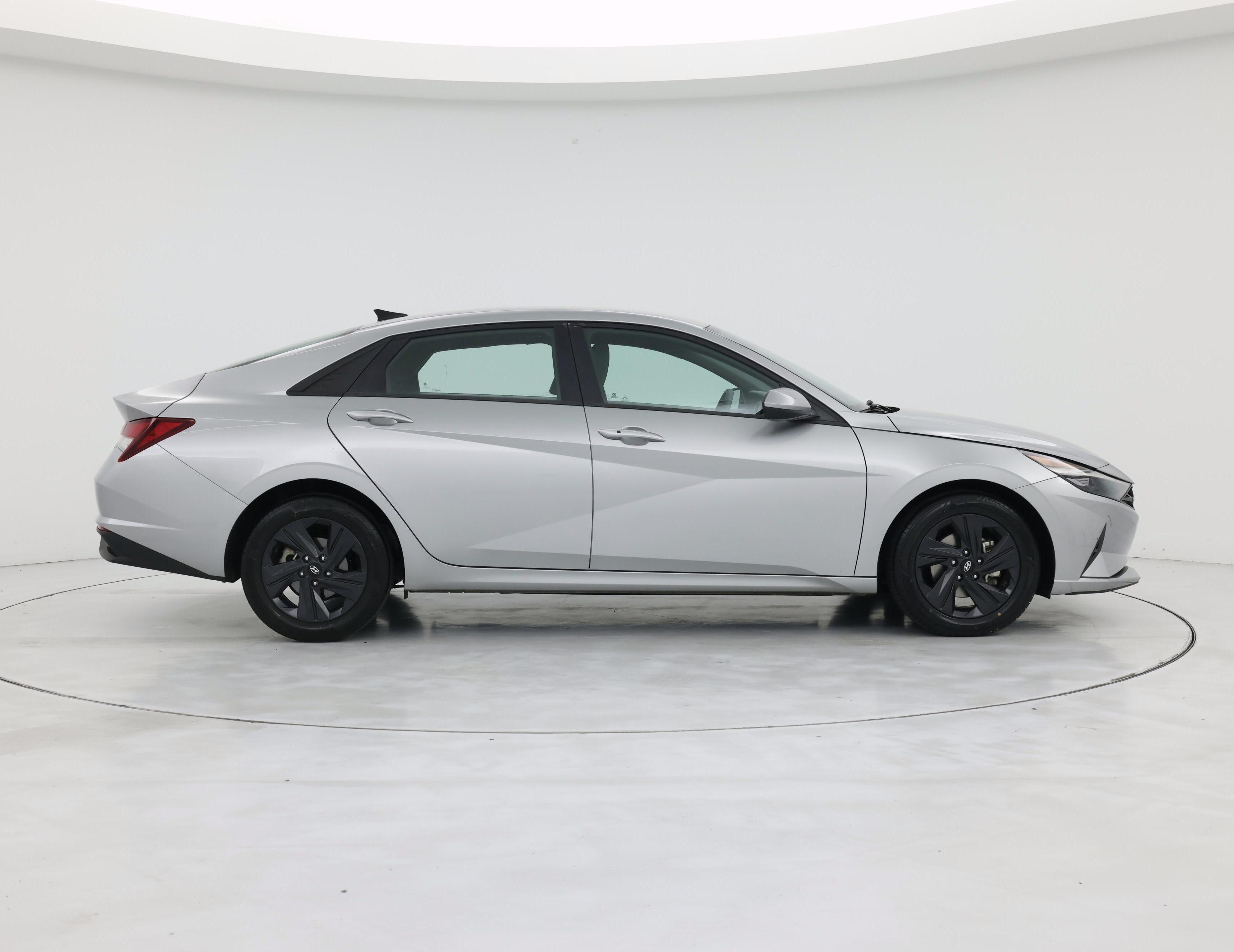 Thumbnail: 2023 Hyundai Elantra - 7