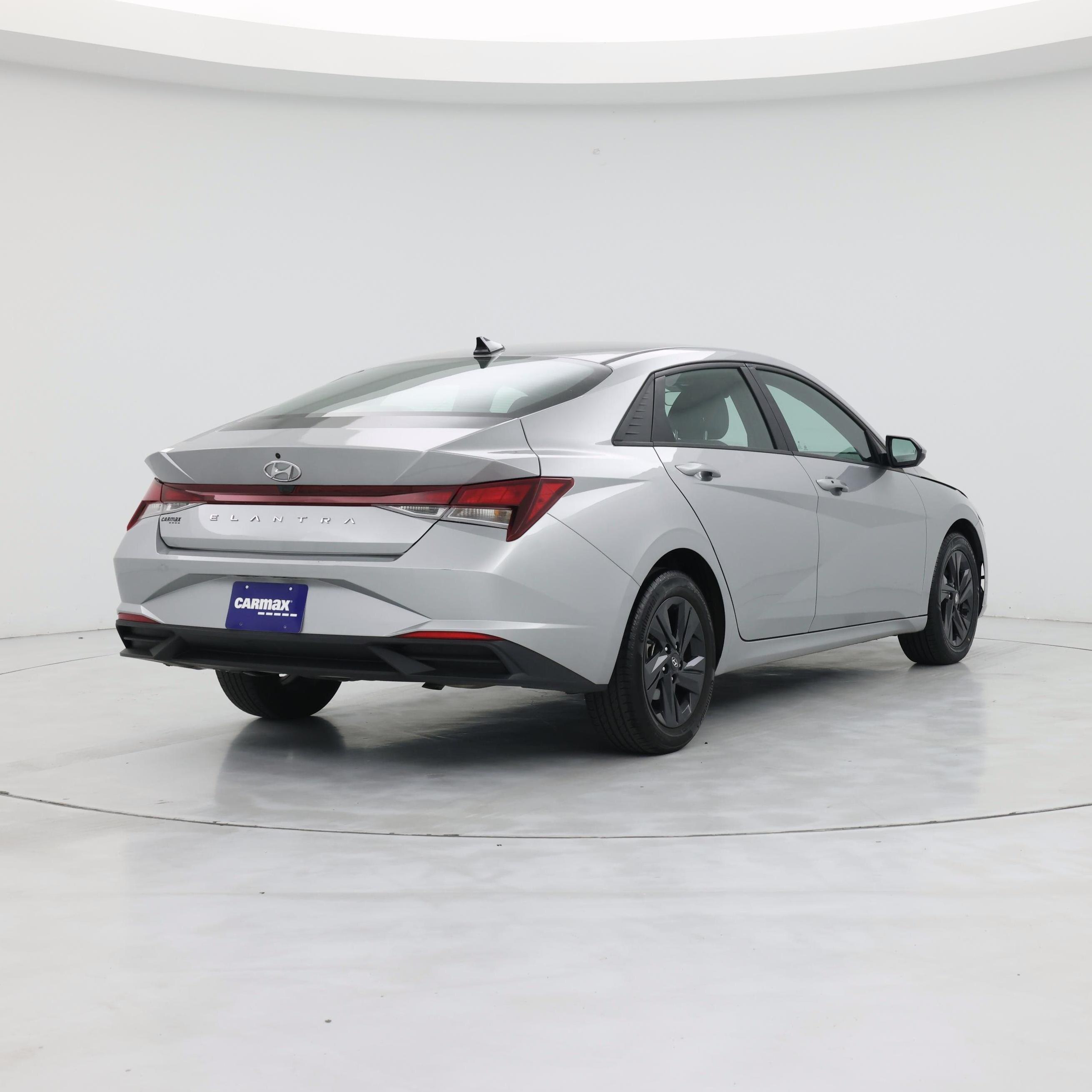 Thumbnail: 2023 Hyundai Elantra - 8
