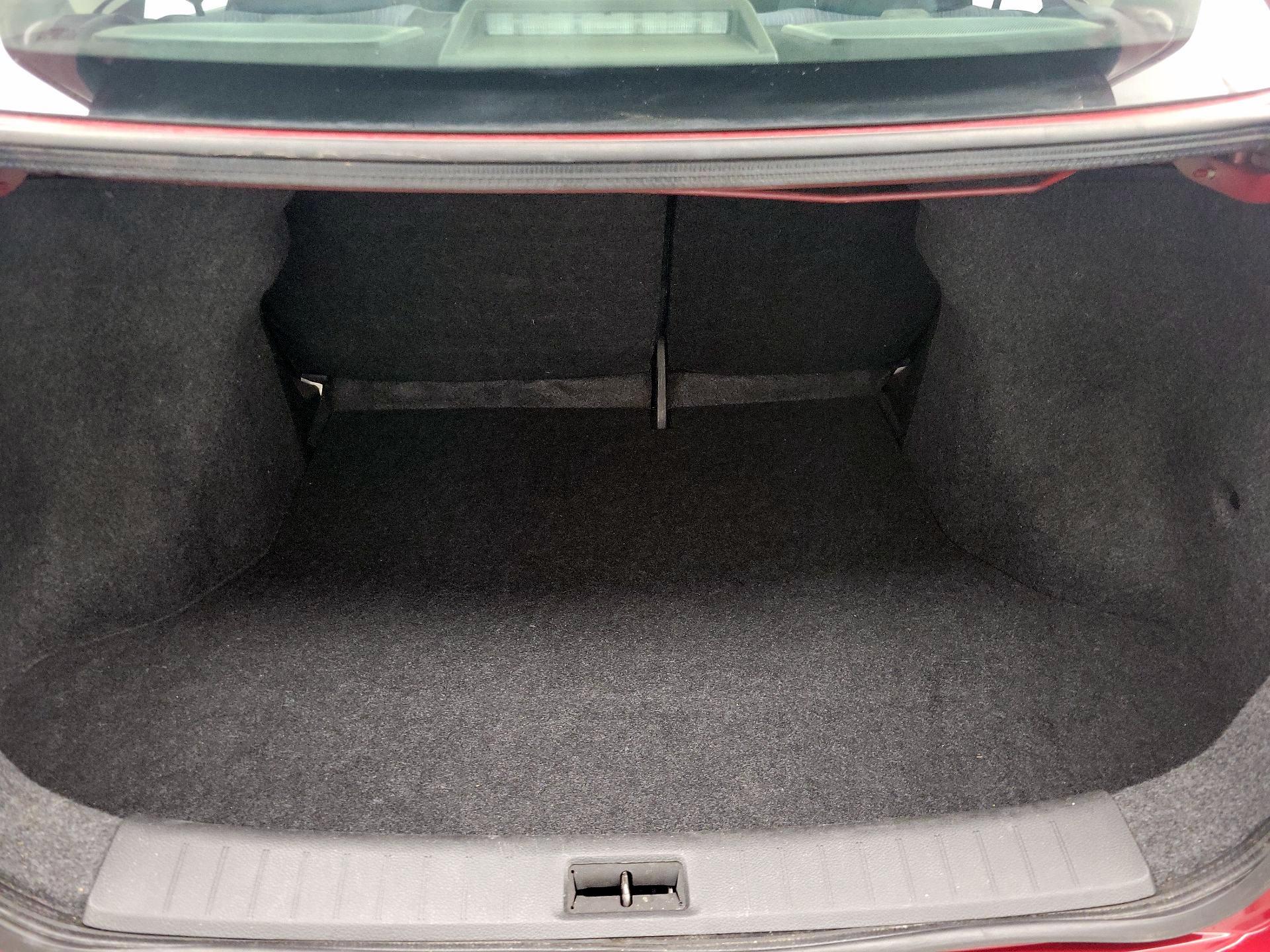 Thumbnail: 2014 Nissan Sentra - 19