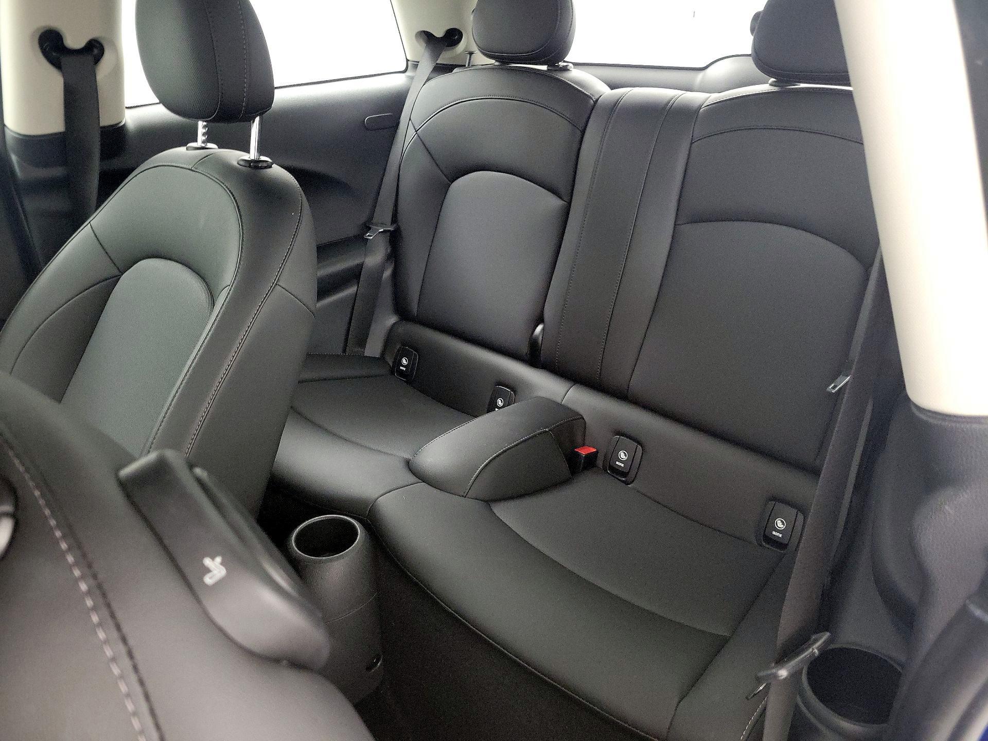 Thumbnail: 2019 MINI Cooper Hardtop - 20